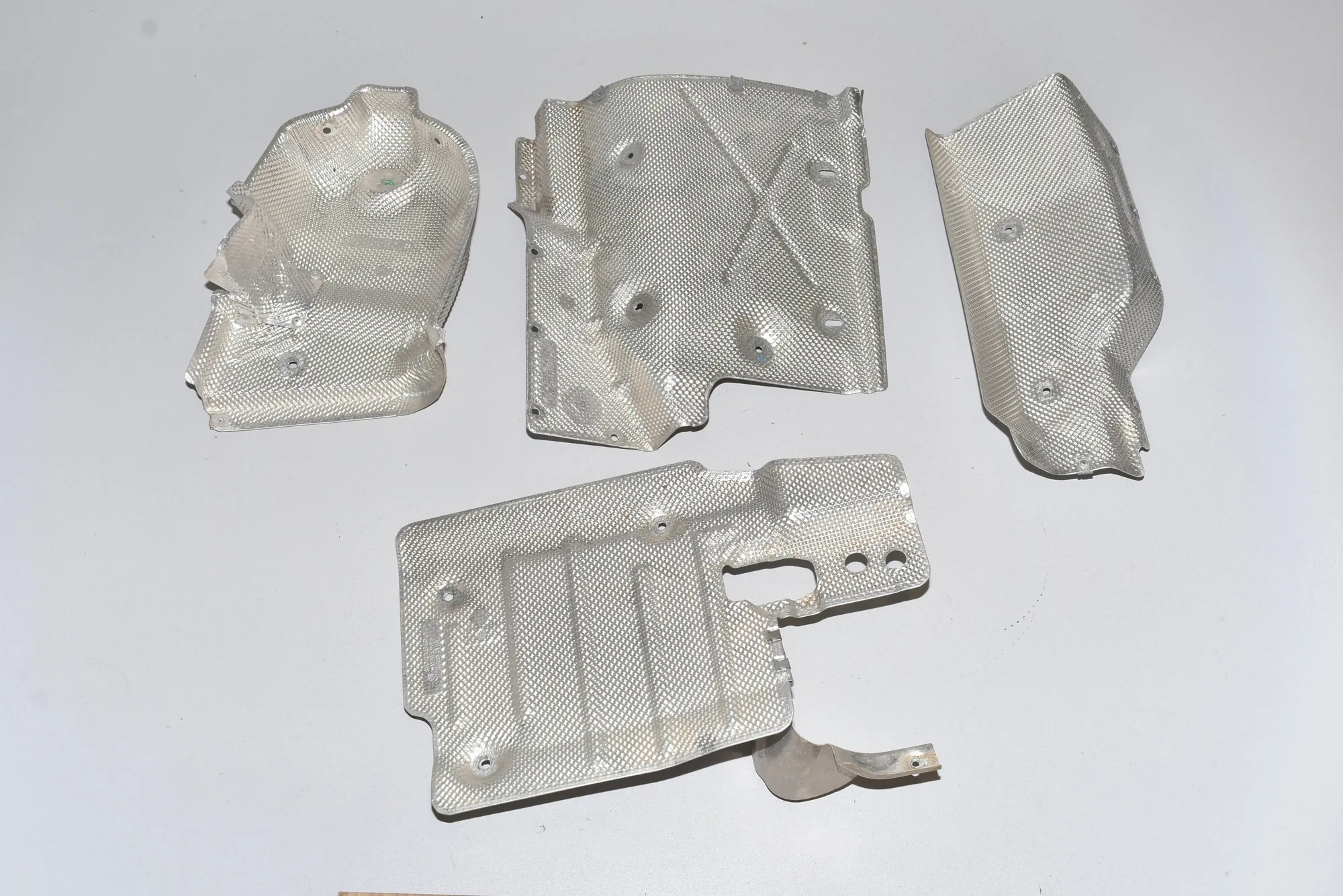 Heat Insulation – OEM 8609802 · BMW i3 (I01) Hybrid 2017