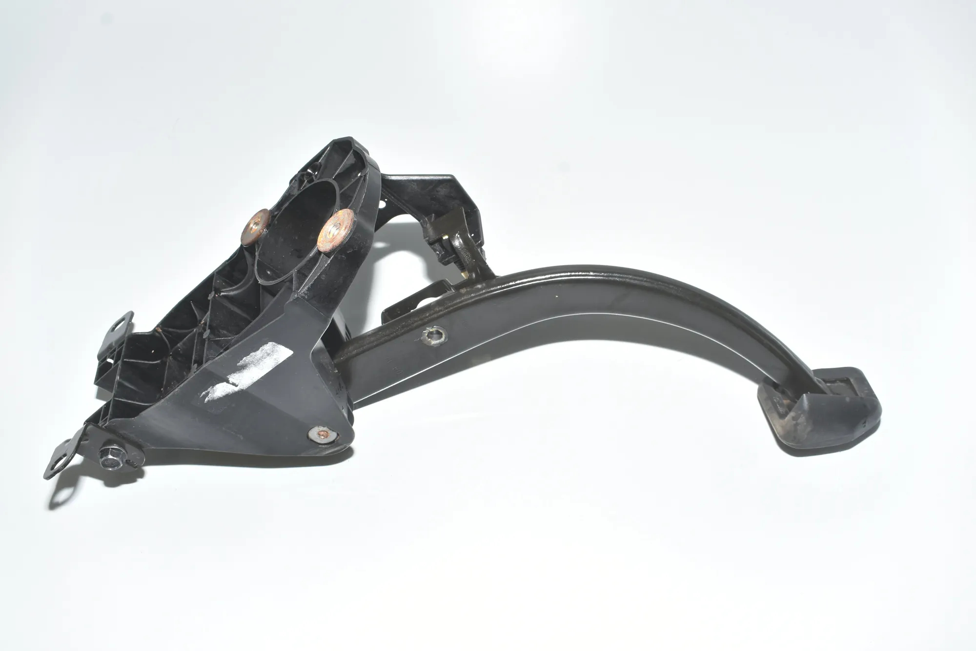 Brake Pedal – OEM 35006799925 · BMW i3 (I01) Hybrid 2017 – 3