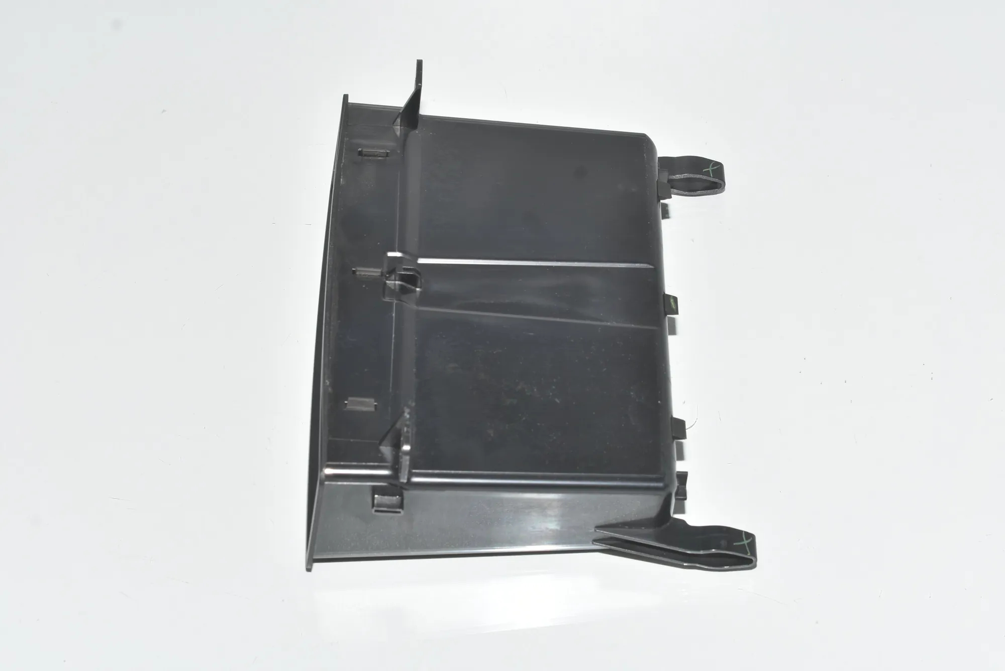 Drawer – OEM 51169302185 · BMW 7 (G11, G12) BMW 7 (G11, G12) 745 Le Plug-in-Hybrid xDrive 2020 – 2
