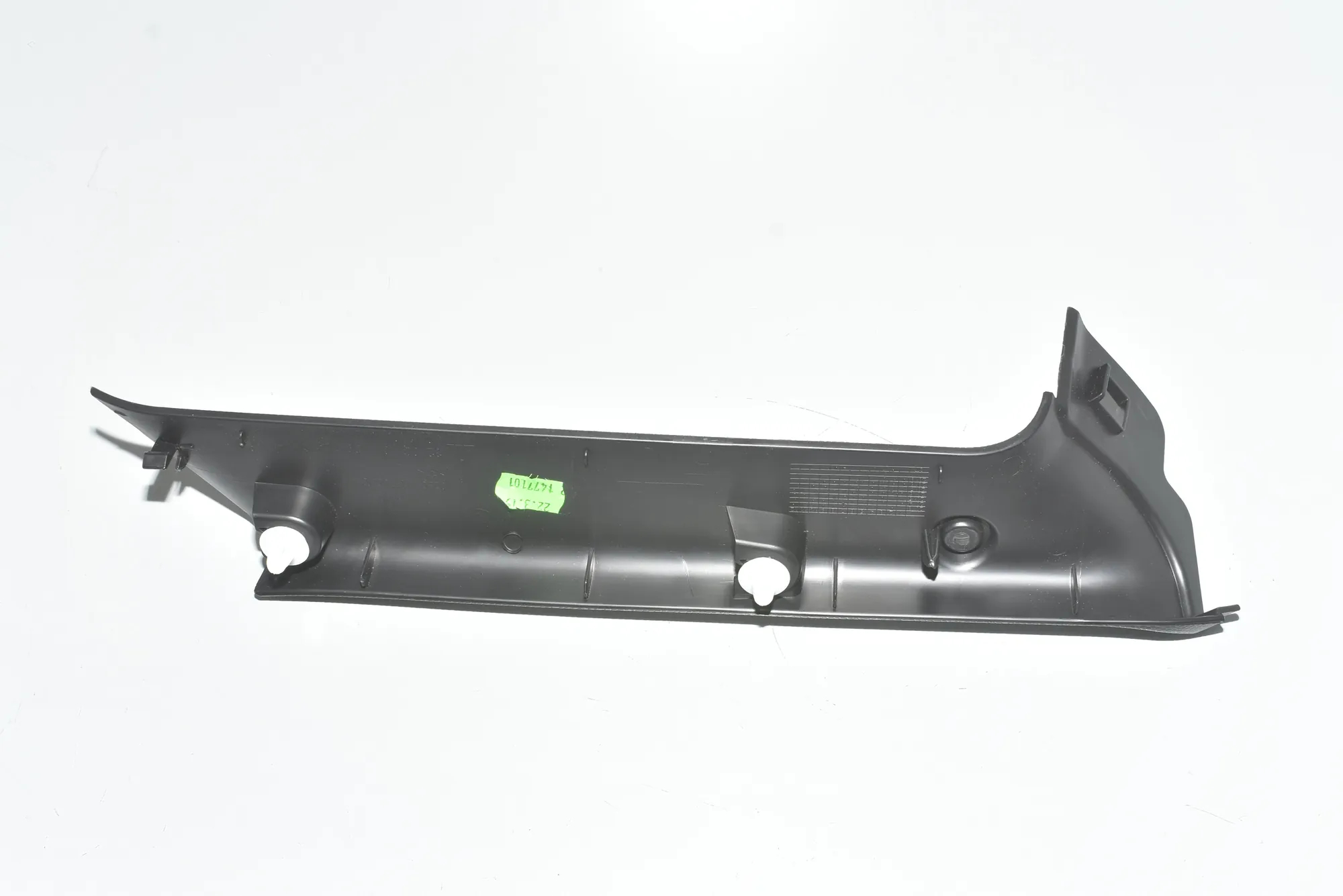Tailgate Bootlid Trim – OEM 51497315766 · BMW i3 (I01) Hybrid 2017 – 3