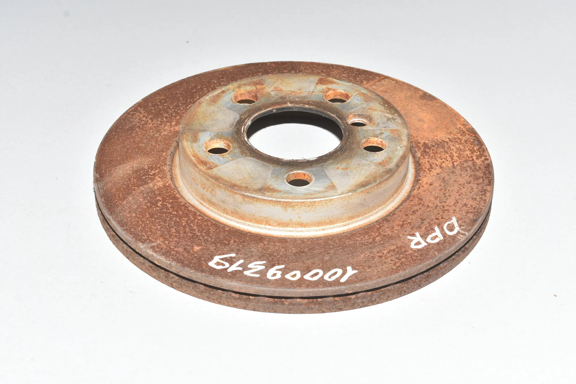 Front Right Brake Disc – OEM 6866293 · BMW i3 (I01) Hybrid 2017 – 2