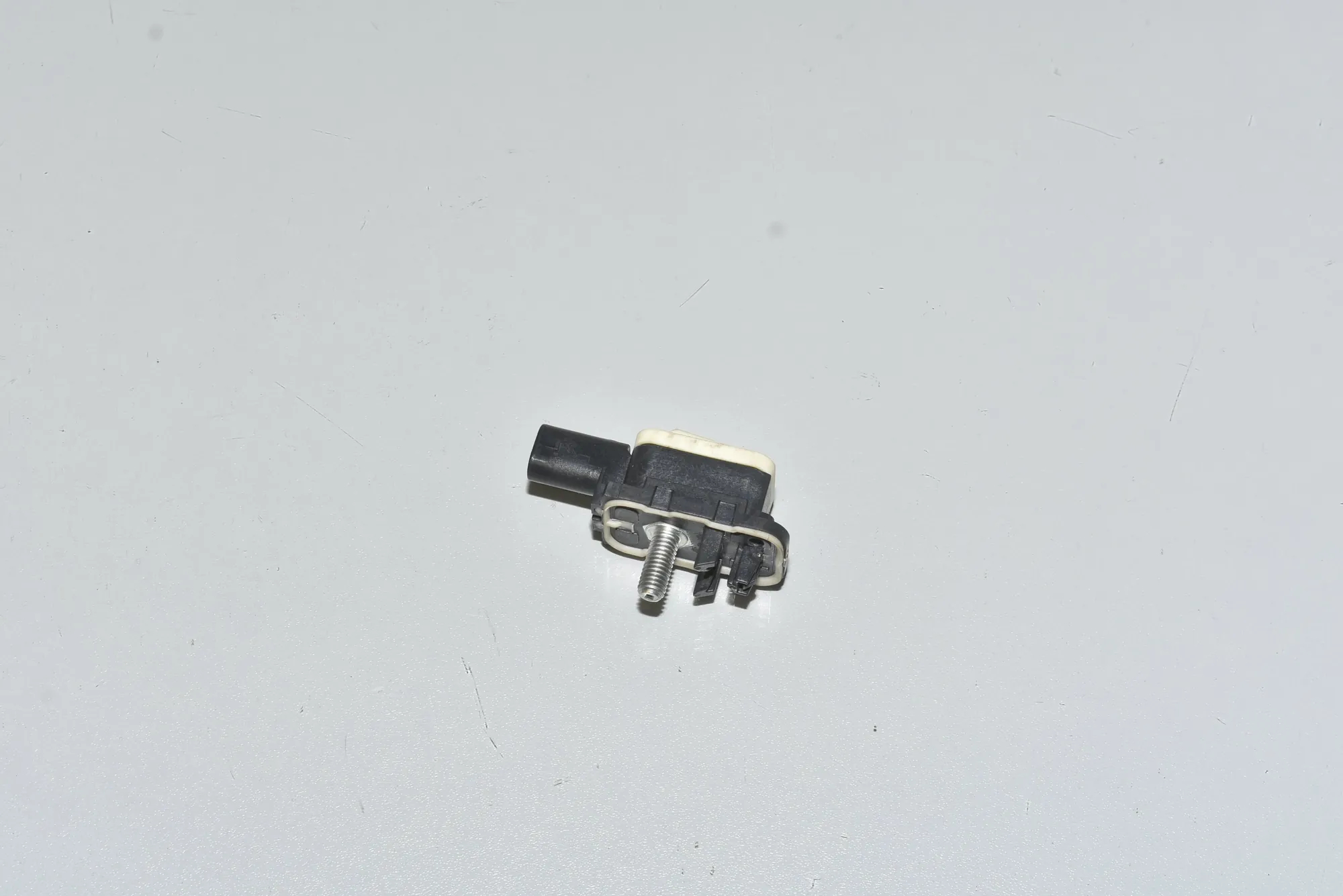 Right Side Impact Sensor – OEM 65779217711 · BMW 4 Coupe (F32, F82) 435 d xDrive 2014 – 2