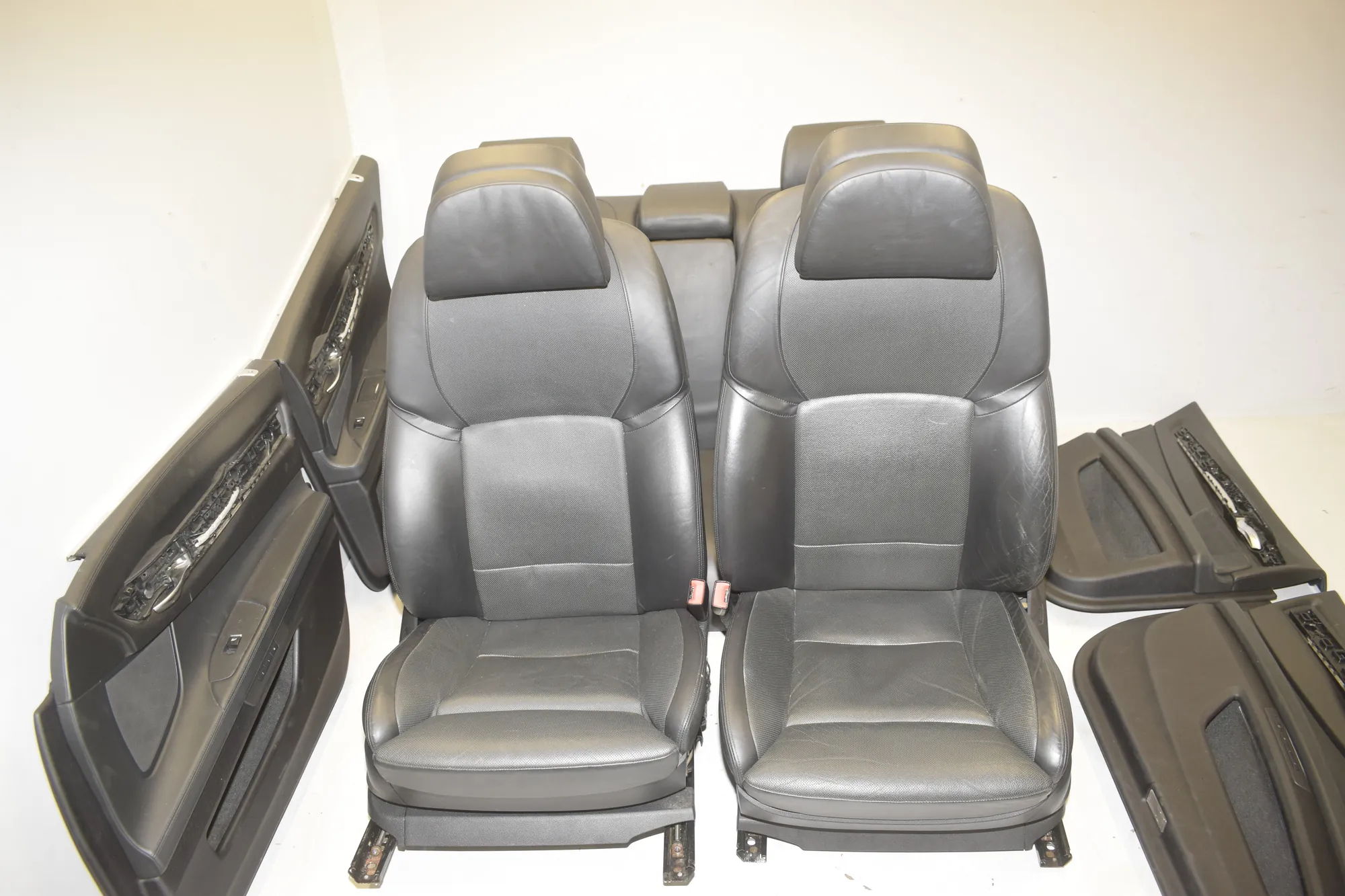 Seat set · BMW 7 (F01, F02) 750 i 2010 – 6