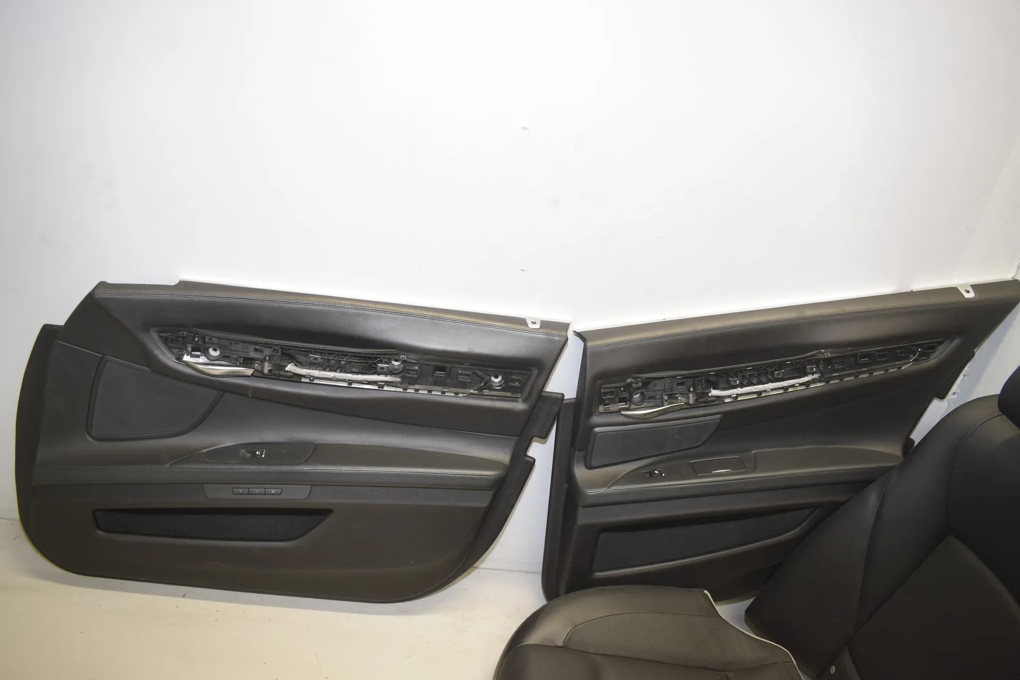 Seat set · BMW 7 (F01, F02) 750 i 2010 – 10