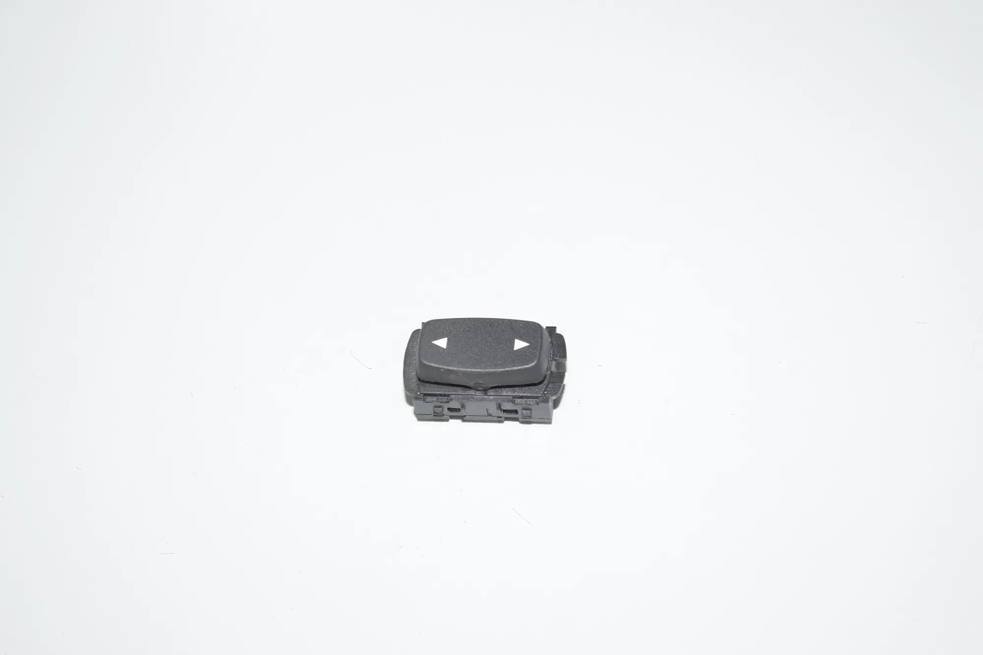 Right Seat Control Buttons – OEM 9227855 · BMW 3 Touring (E91) 330 d 2011