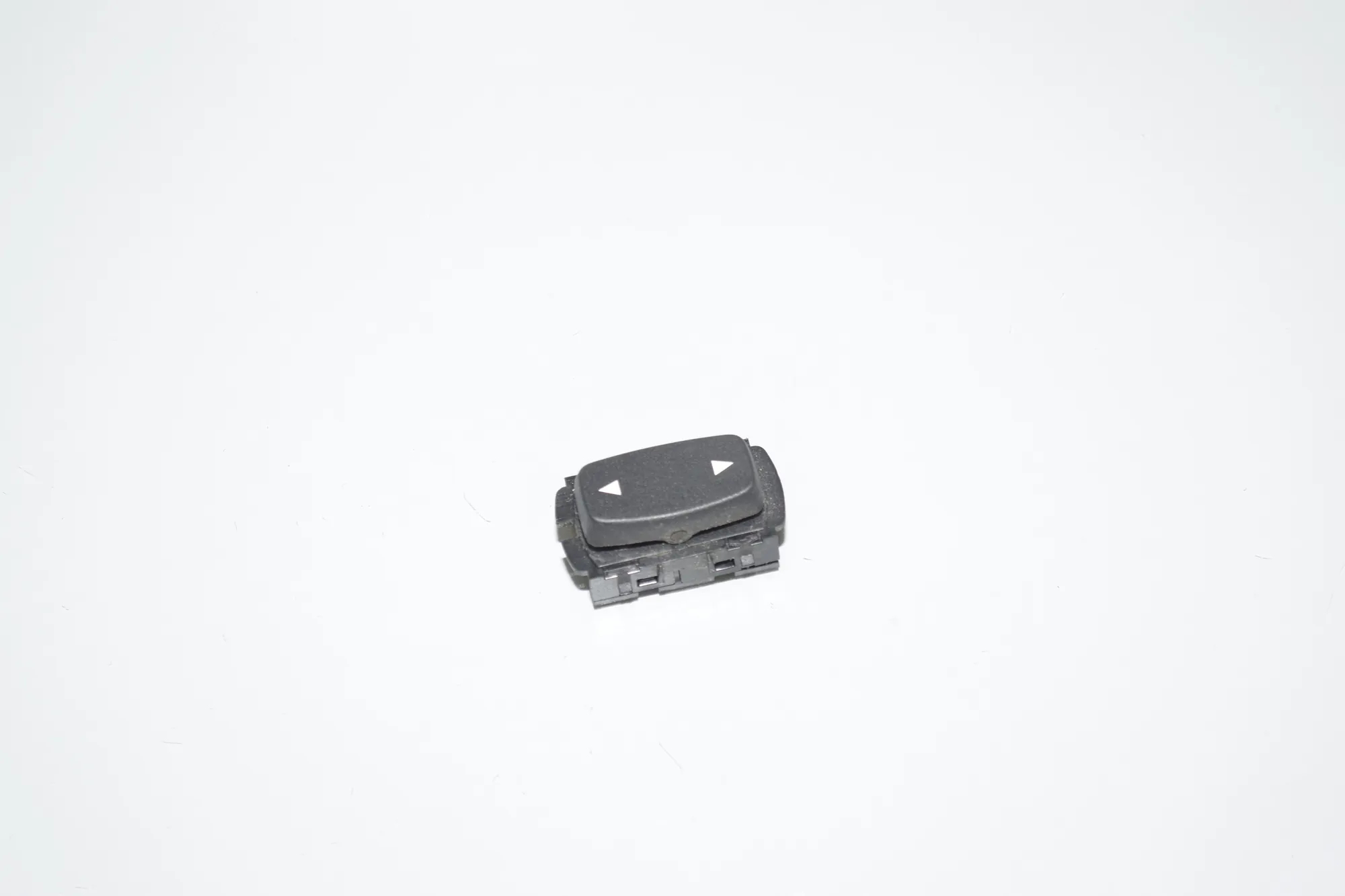 Right Seat Control Buttons – OEM 9227855 · BMW 3 Touring (E91) 330 d 2011 – 2