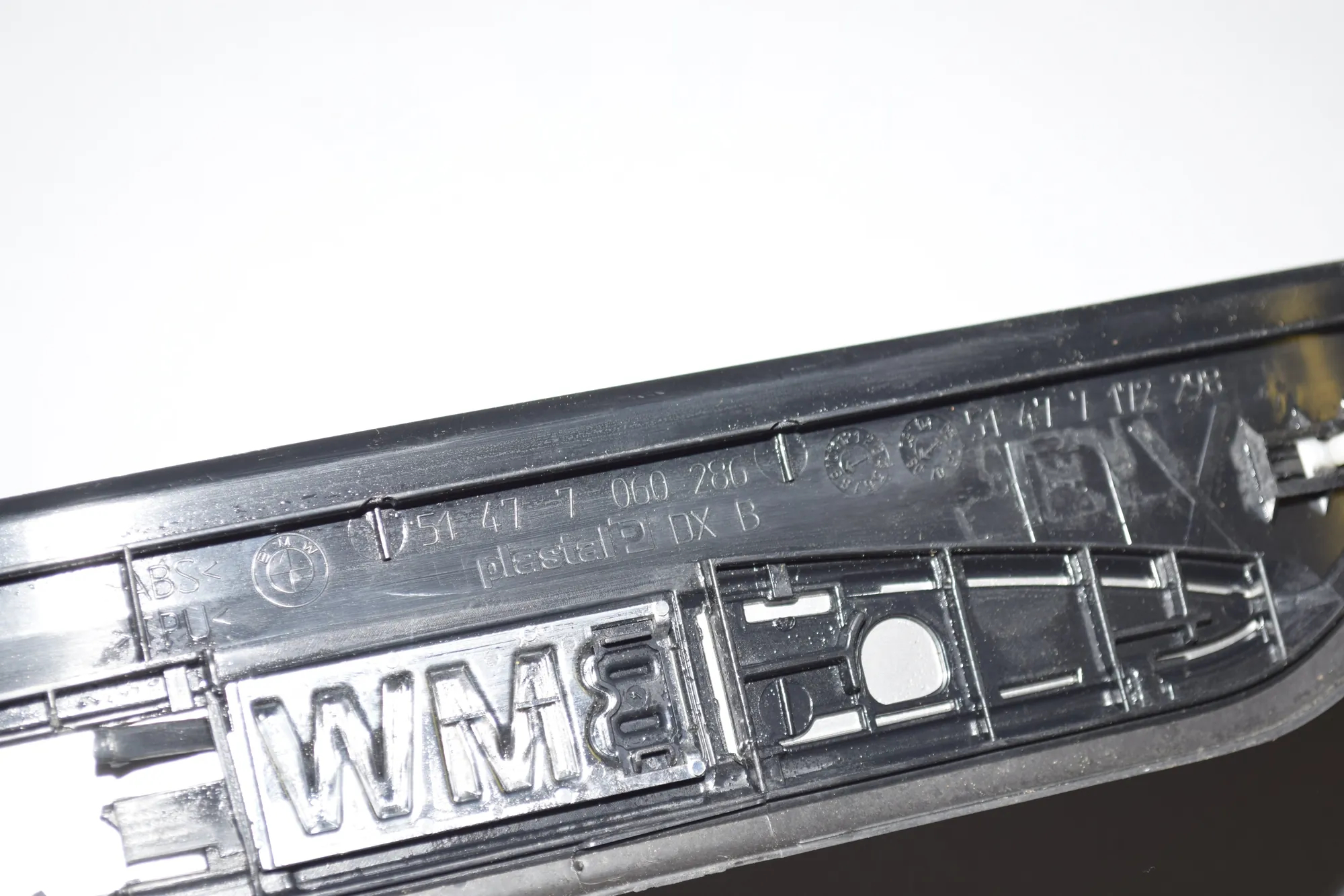 Door Sill Trim Kit – OEM 7060280 · BMW 3 Touring (E91) 330 d 2008 – 9
