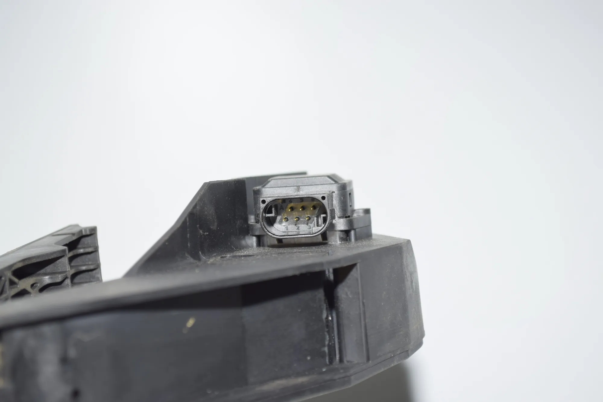 Throttle Pedal – OEM 6786285 · BMW 3 Touring (E91) 330 d 2008 – 5
