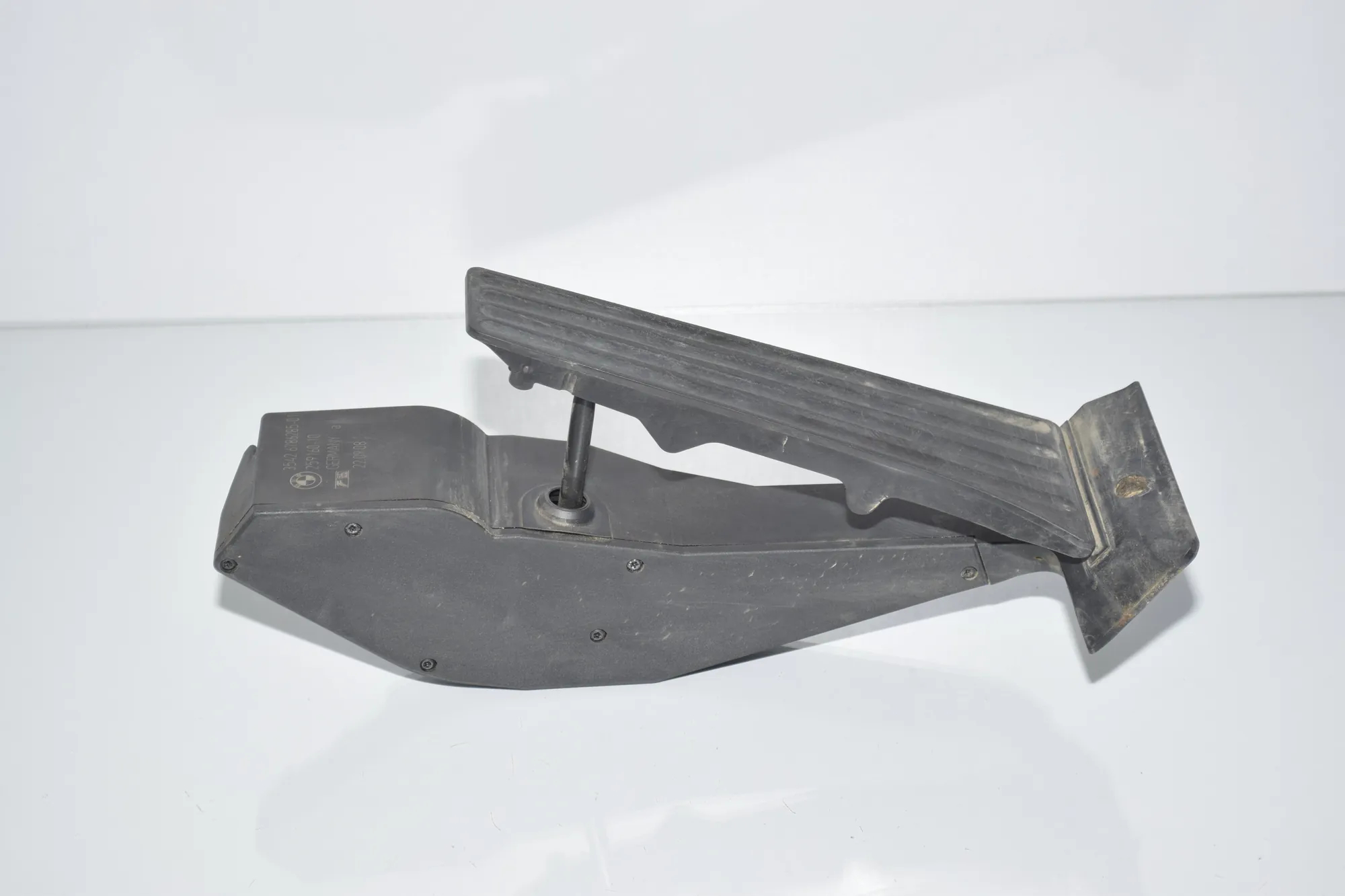 Throttle Pedal – OEM 6786285 · BMW 3 Touring (E91) 330 d 2008
