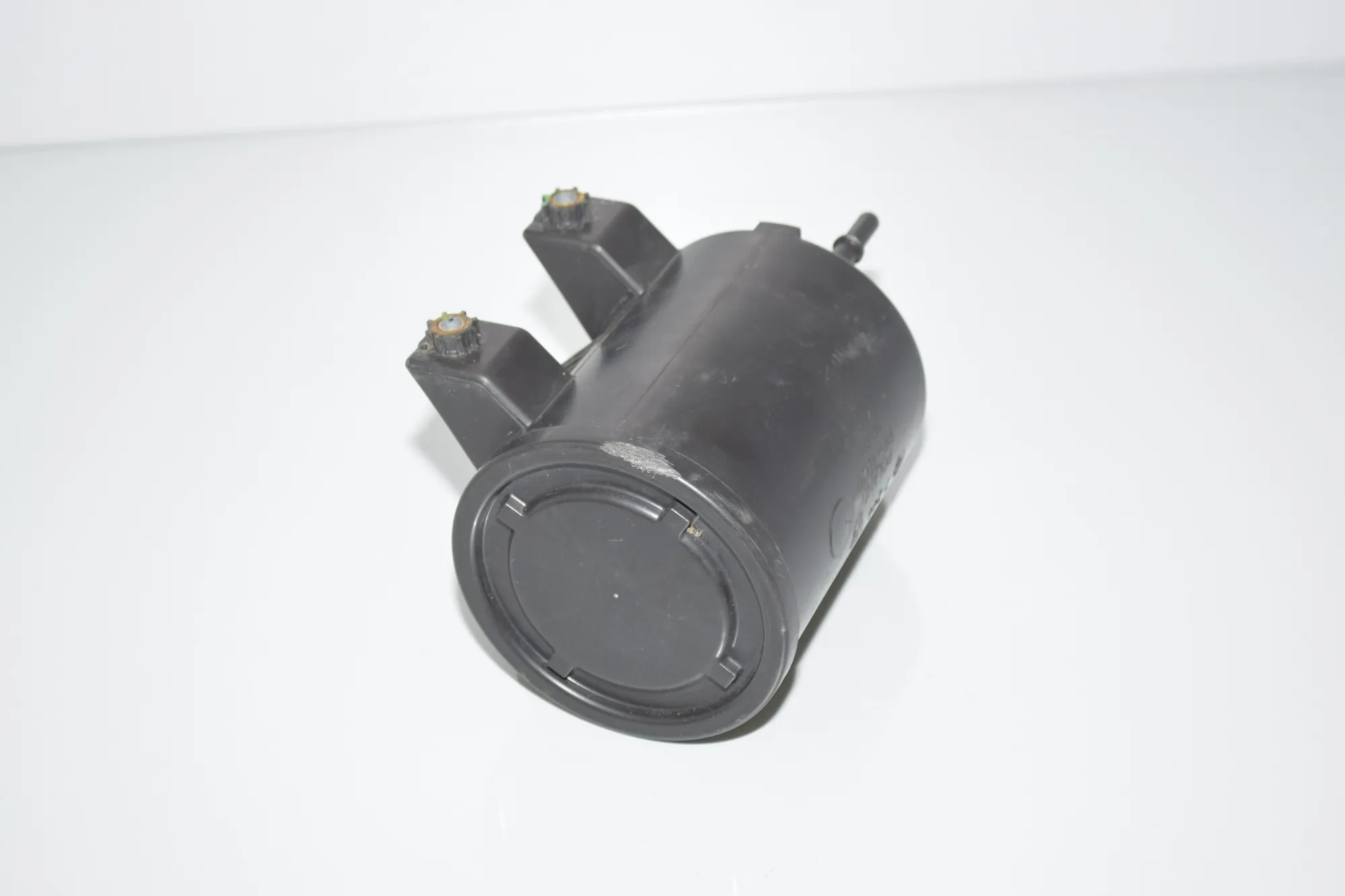 Fuel Vapor Filter (EVAP) – OEM 16137244150 · BMW 3 (F30, F80) BMW 3 (F30, F80) 320 i xDrive 2016