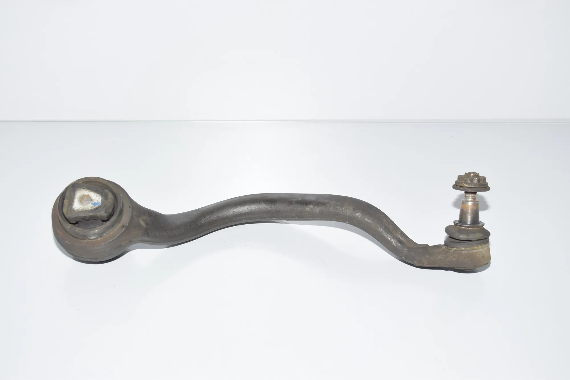 Front Right Curved Control Arm – OEM 31126773950 · BMW X6 (E71, E72) xDrive 40 d 2010 – 4