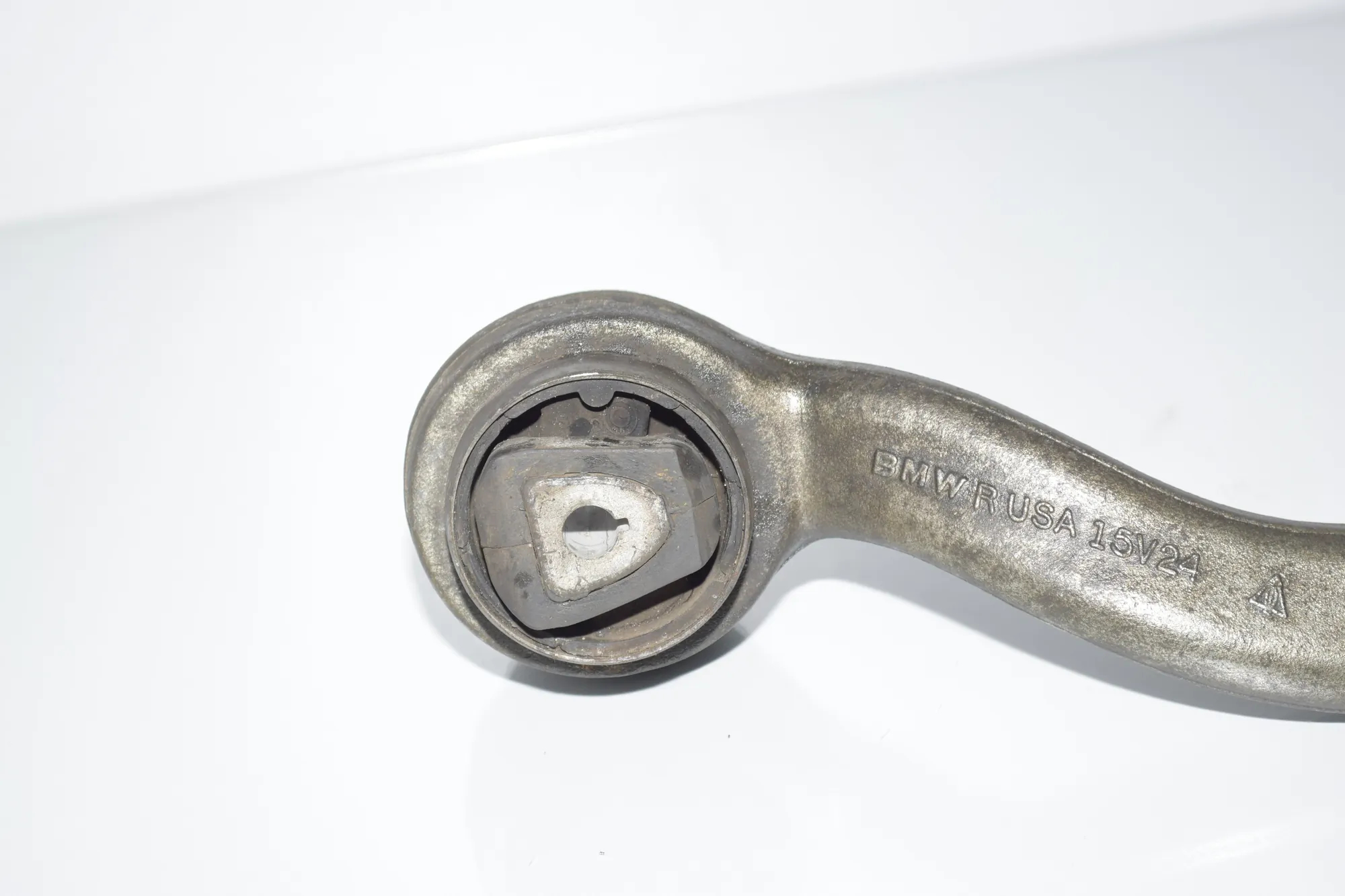 Front Right Curved Control Arm – OEM 31126773950 · BMW X6 (E71, E72) xDrive 40 d 2010 – 3