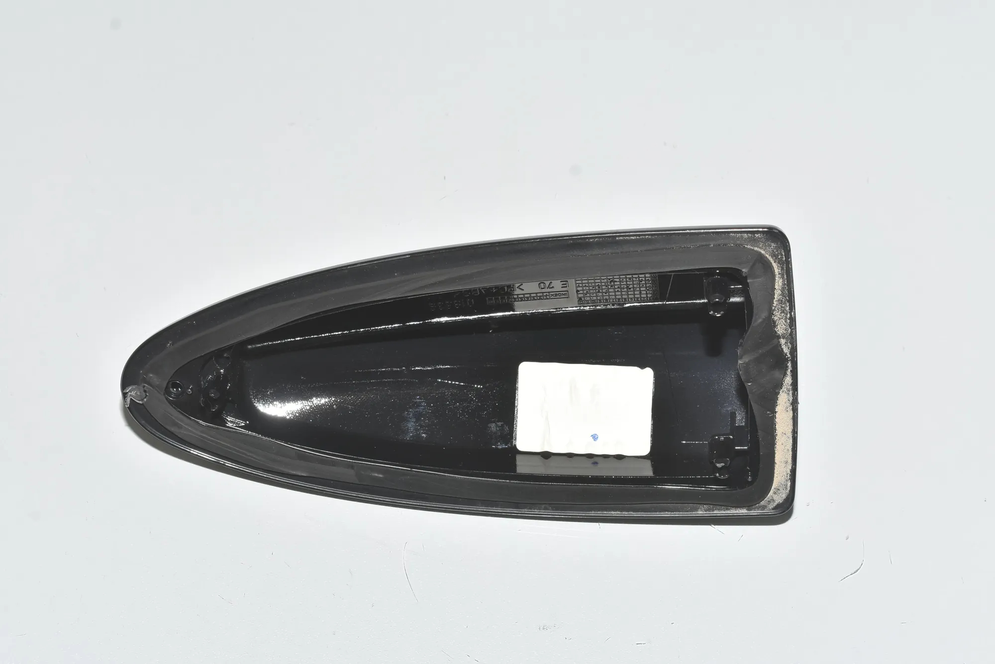Antenna Trim – OEM 65200420271 · BMW X6 (E71, E72) xDrive 40 d 2010 – 3