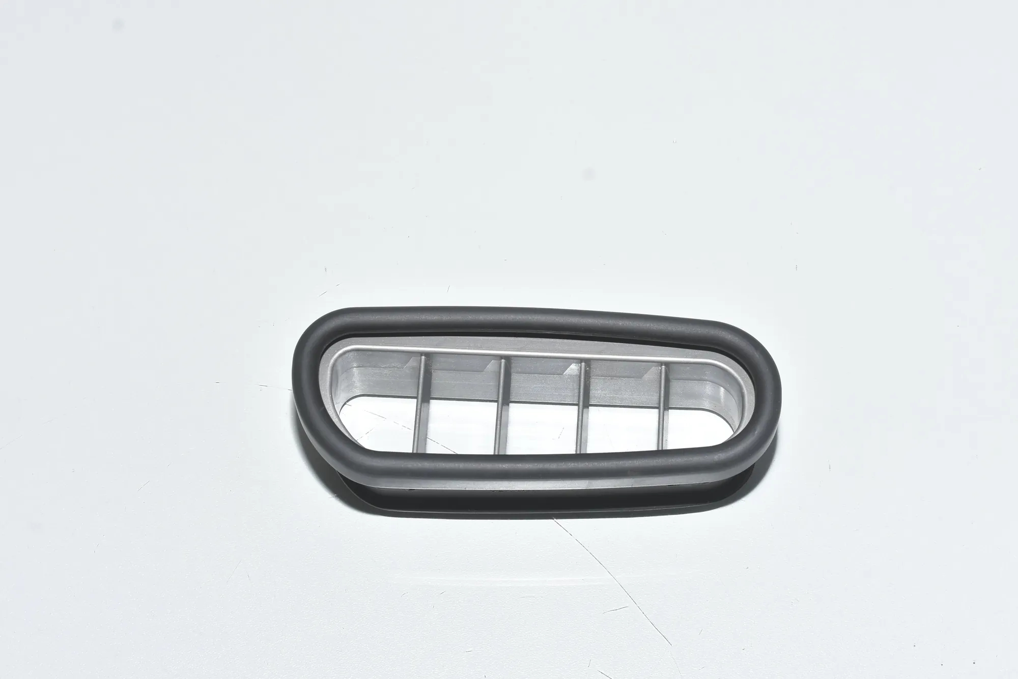 Dashboard Air Vents – OEM 51418240464 · BMW 7 (E65, E66, E67) BMW 7 (E65, E66, E67) 730 Ld 2006