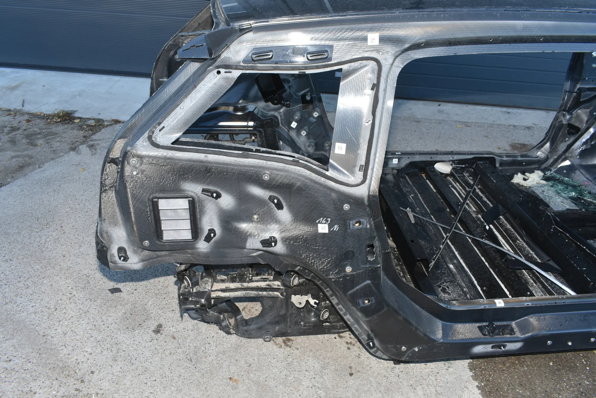Front Right Quarter Panel · BMW i3 (I01) BMW i3 (I01) Electric 2021 – 3