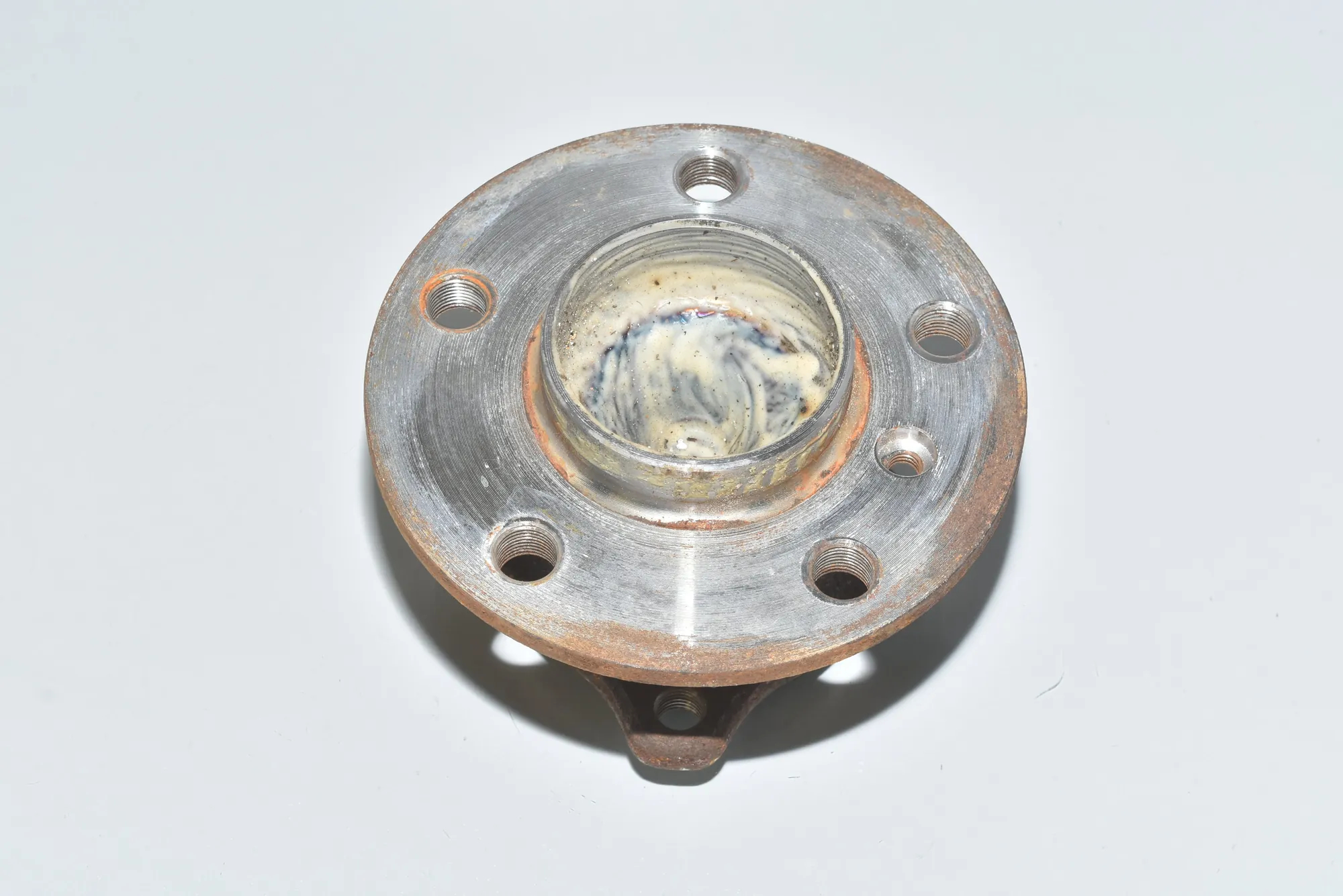 Front Left Wheel Bearing – OEM 33416867927 · BMW i3 (I01) BMW i3 (I01) Hybrid 2015