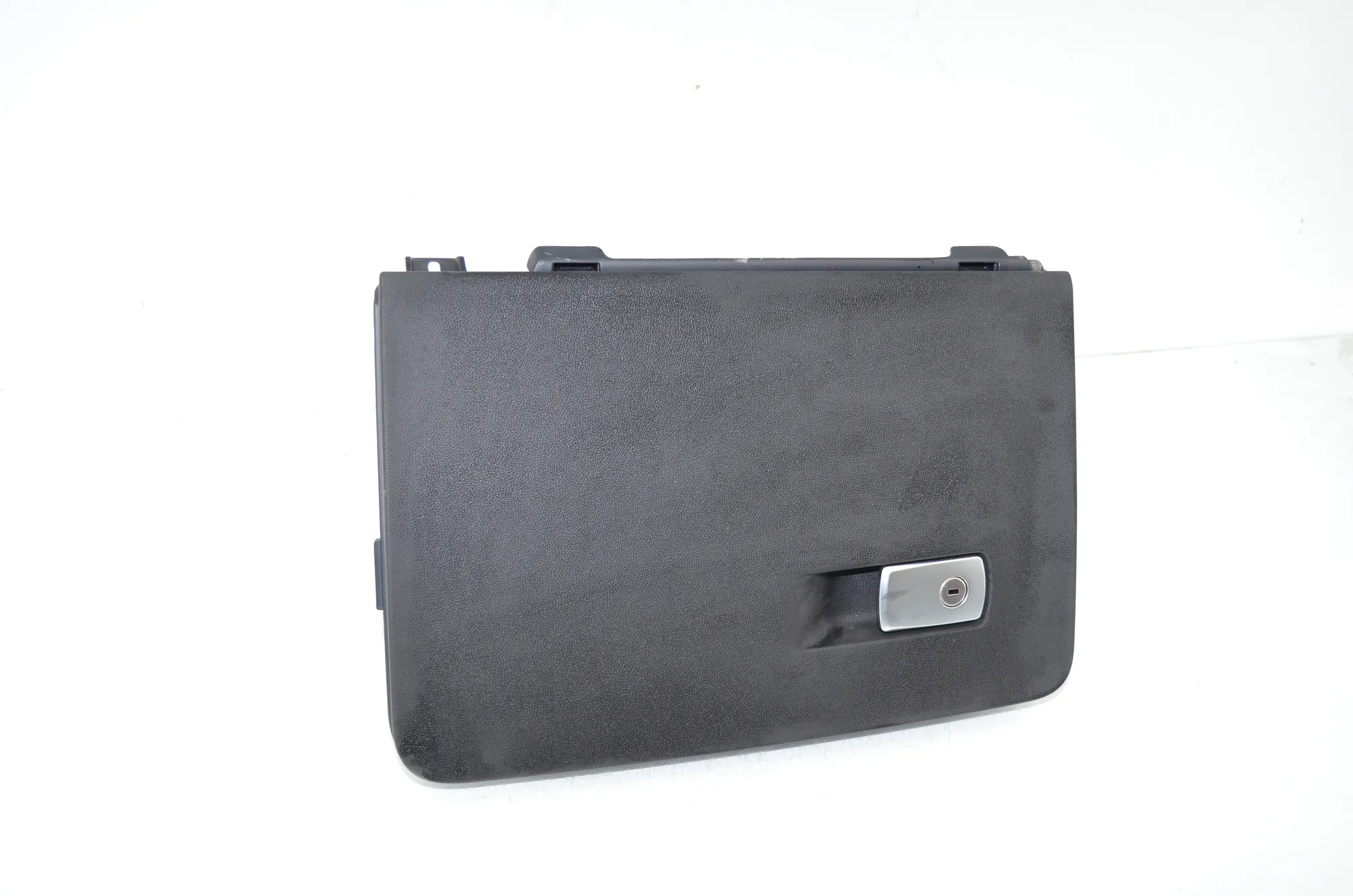 Glove Compartment – OEM 9363451 · BMW X3 (G01, F97) BMW X3 (G01, F97) xDrive 20 i 2022 – 2