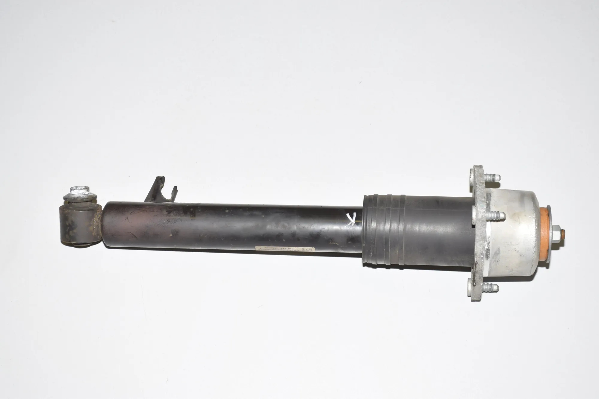 Rear Left Shock Absorber – OEM 6783017 · BMW X6 (E71, E72) xDrive 40 d 2010 – 2