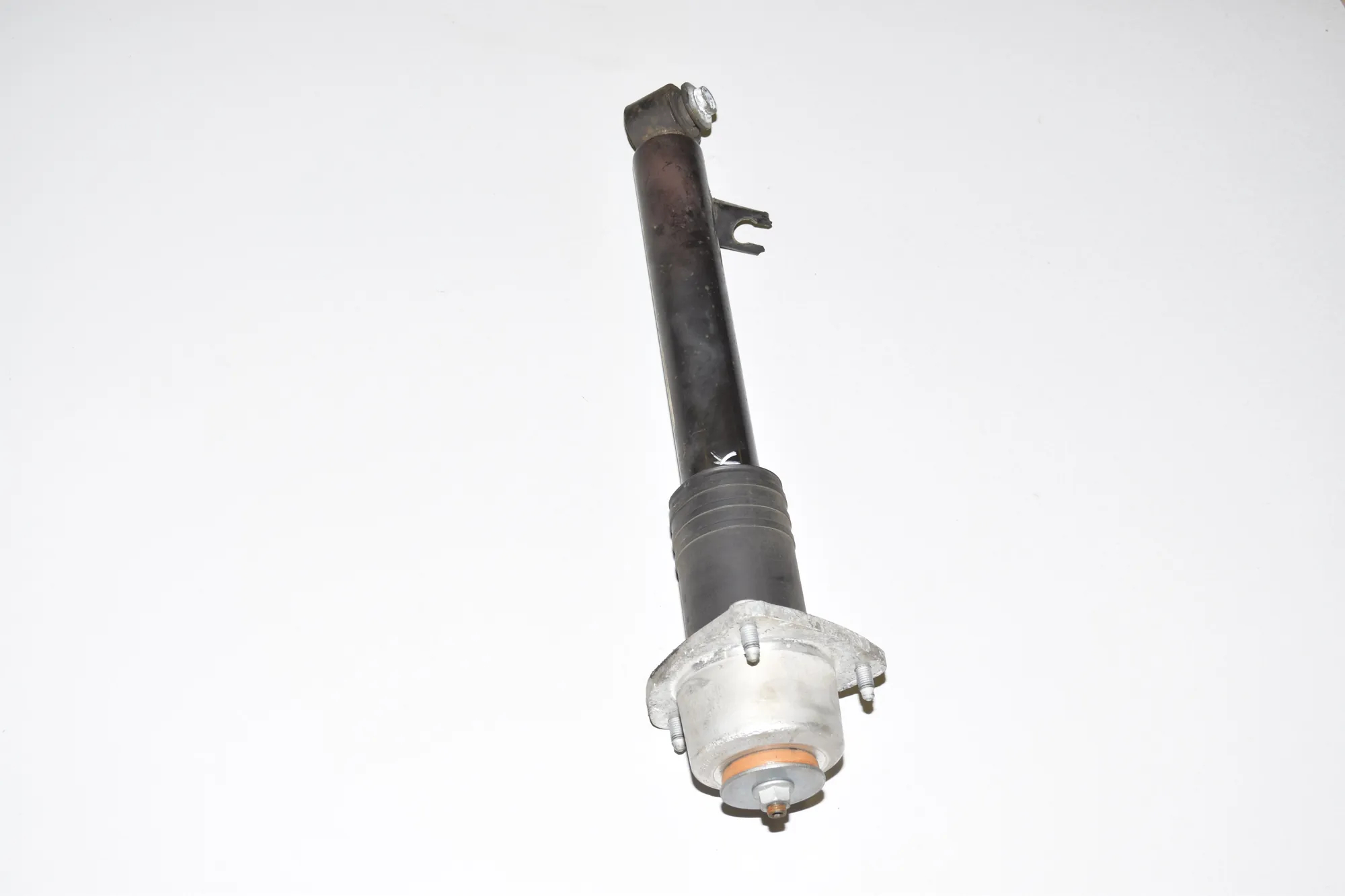 Rear Left Shock Absorber – OEM 6783017 · BMW X6 (E71, E72) xDrive 40 d 2010 – 3