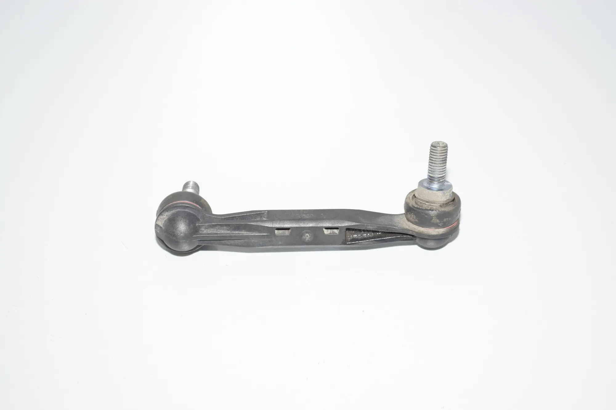Rear Left Stabilizer Link – OEM 6785607 · BMW 4 Gran Coupe (F36) 440 i xDrive 2016 – 3