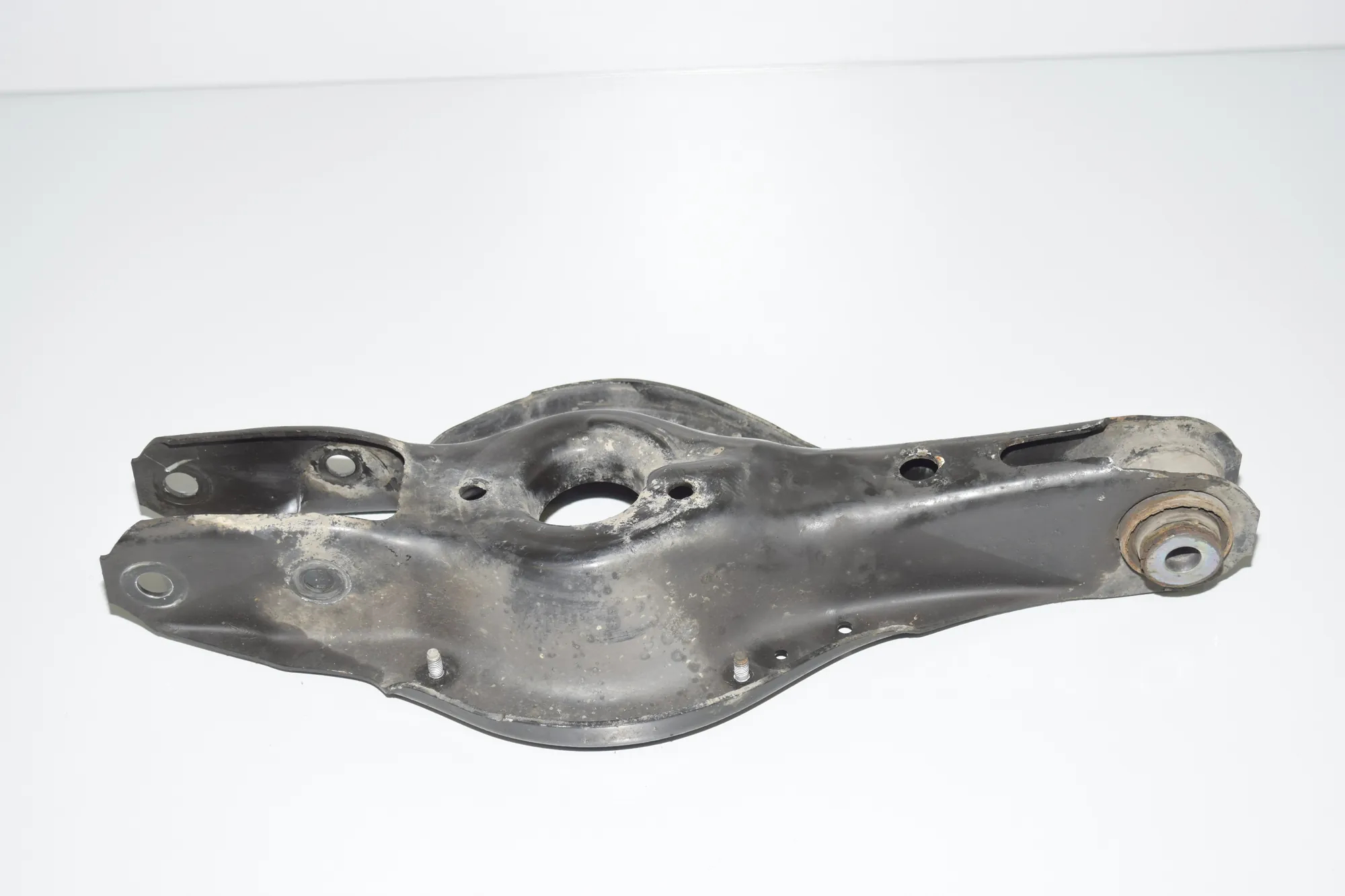 Rear Right Lower Control Arm – OEM 6792541 · BMW 3 (F30, F80) 320 d Efficient Dynamics 2012 – 3