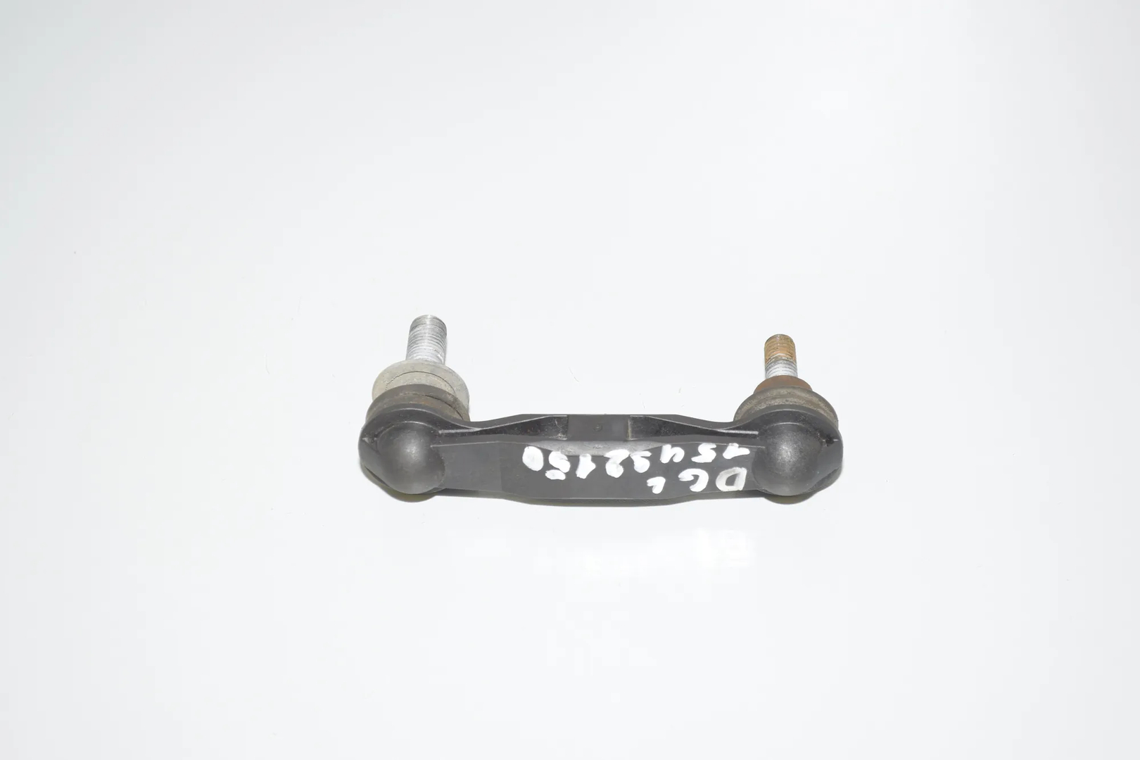 Rear Right Stabilizer Link – OEM 33556777635 · BMW 5 (F10) 525 d 2010 – 4