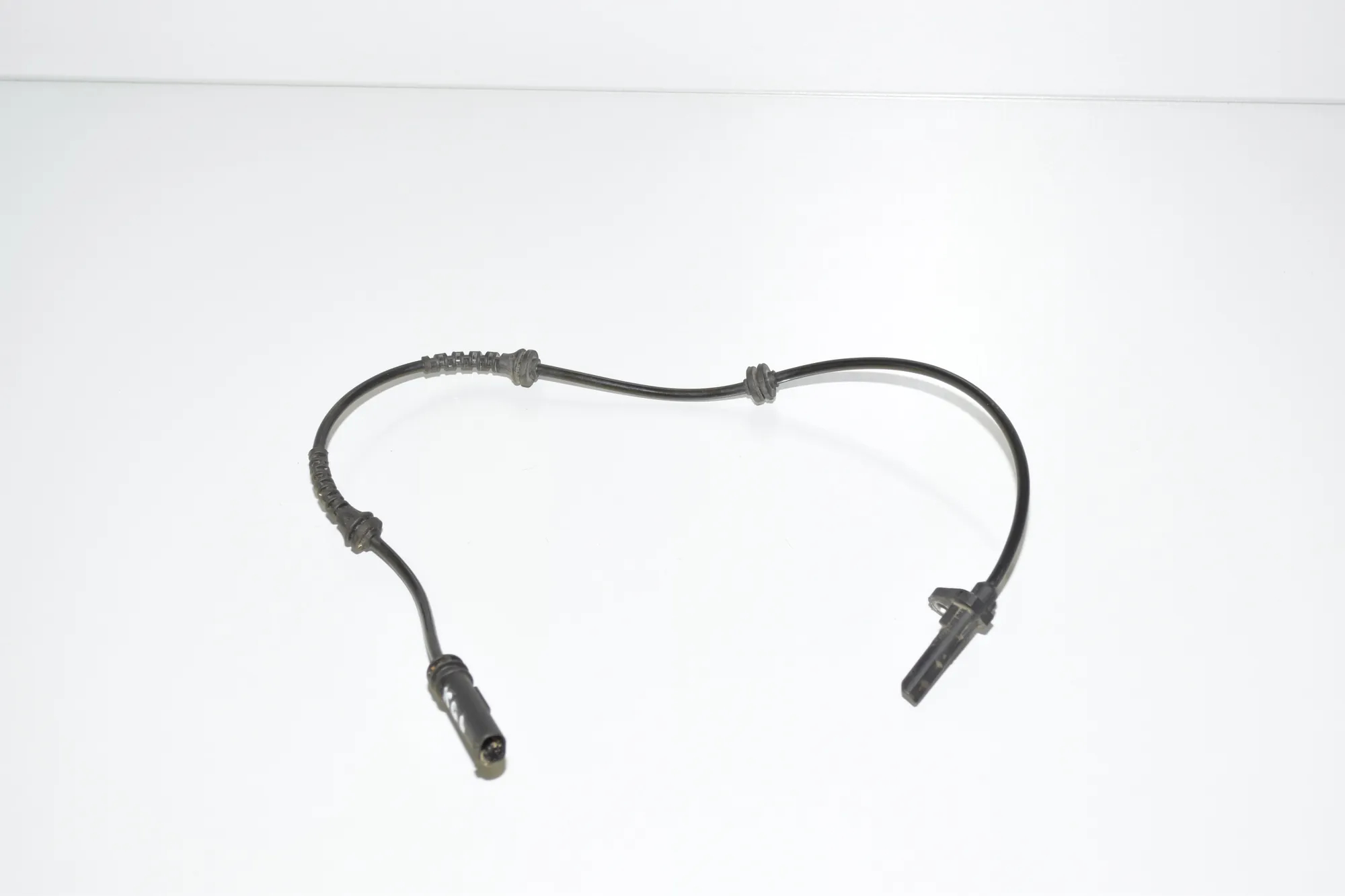 Rear Left ABS Sensor – OEM 0265008232 · BMW 5 (F10) 525 d 2010 – 4