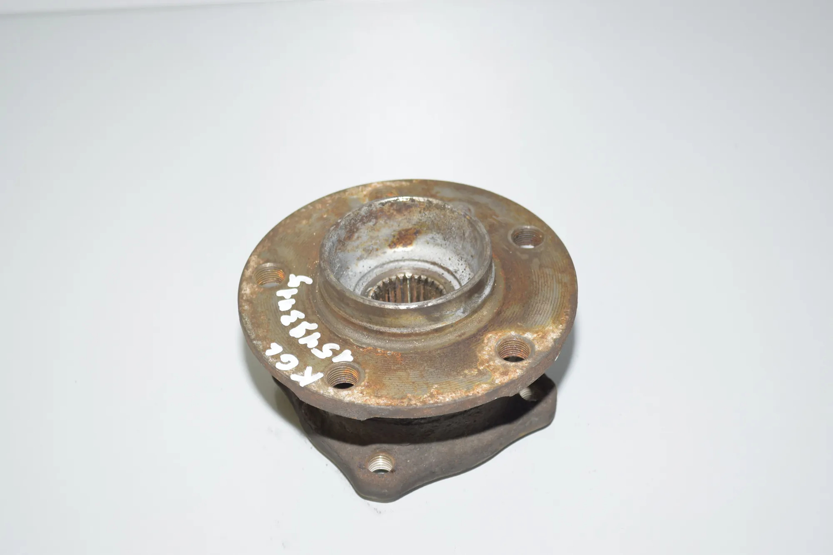Rear Left Wheel Bearing – OEM 6850156 · BMW 5 Touring (F11) 530 d 2012 – 2