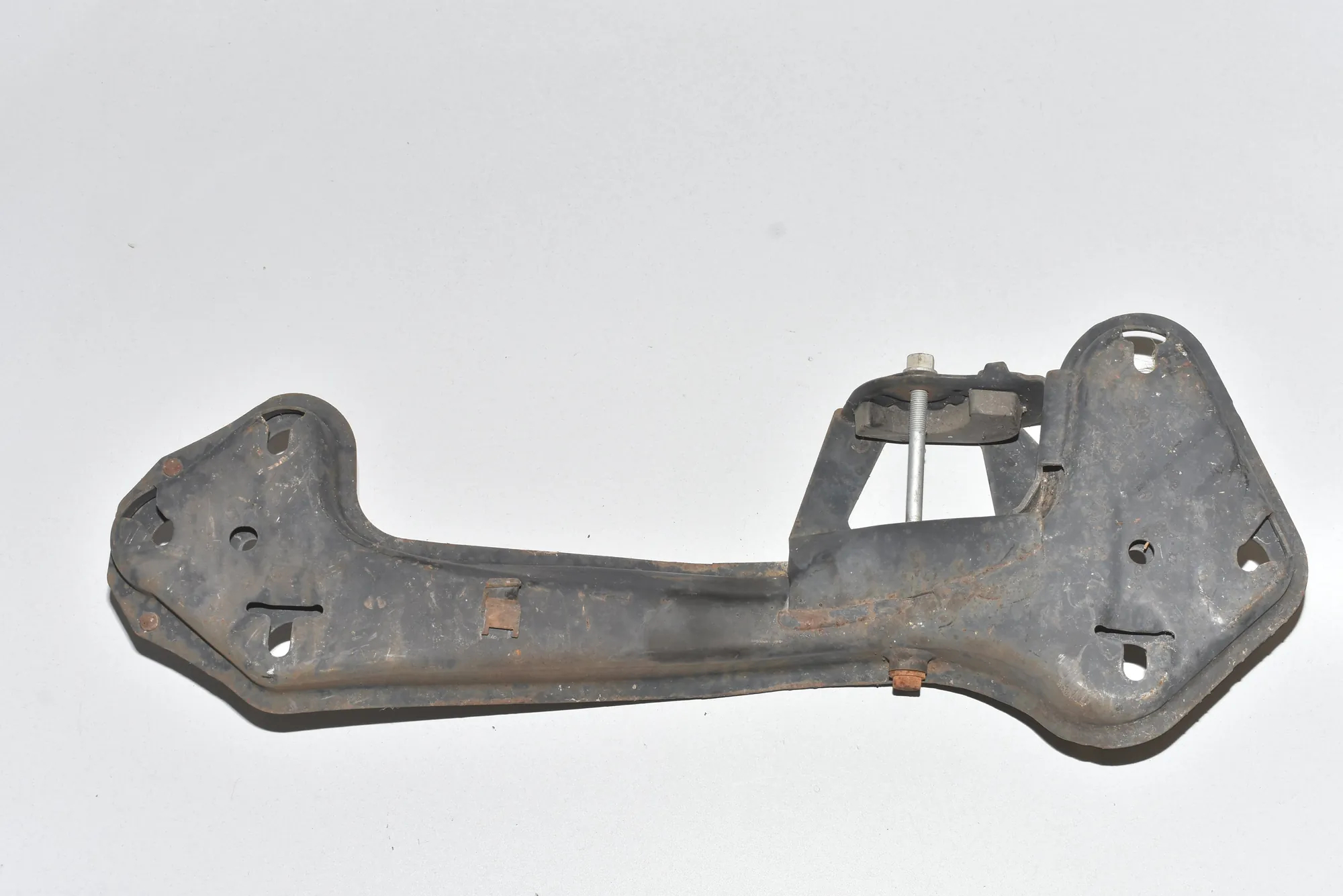 Gearbox Mount Bracket – OEM 22316751228 · BMW X5 (E53) BMW X5 (E53) 4.4 i 2001 – 3