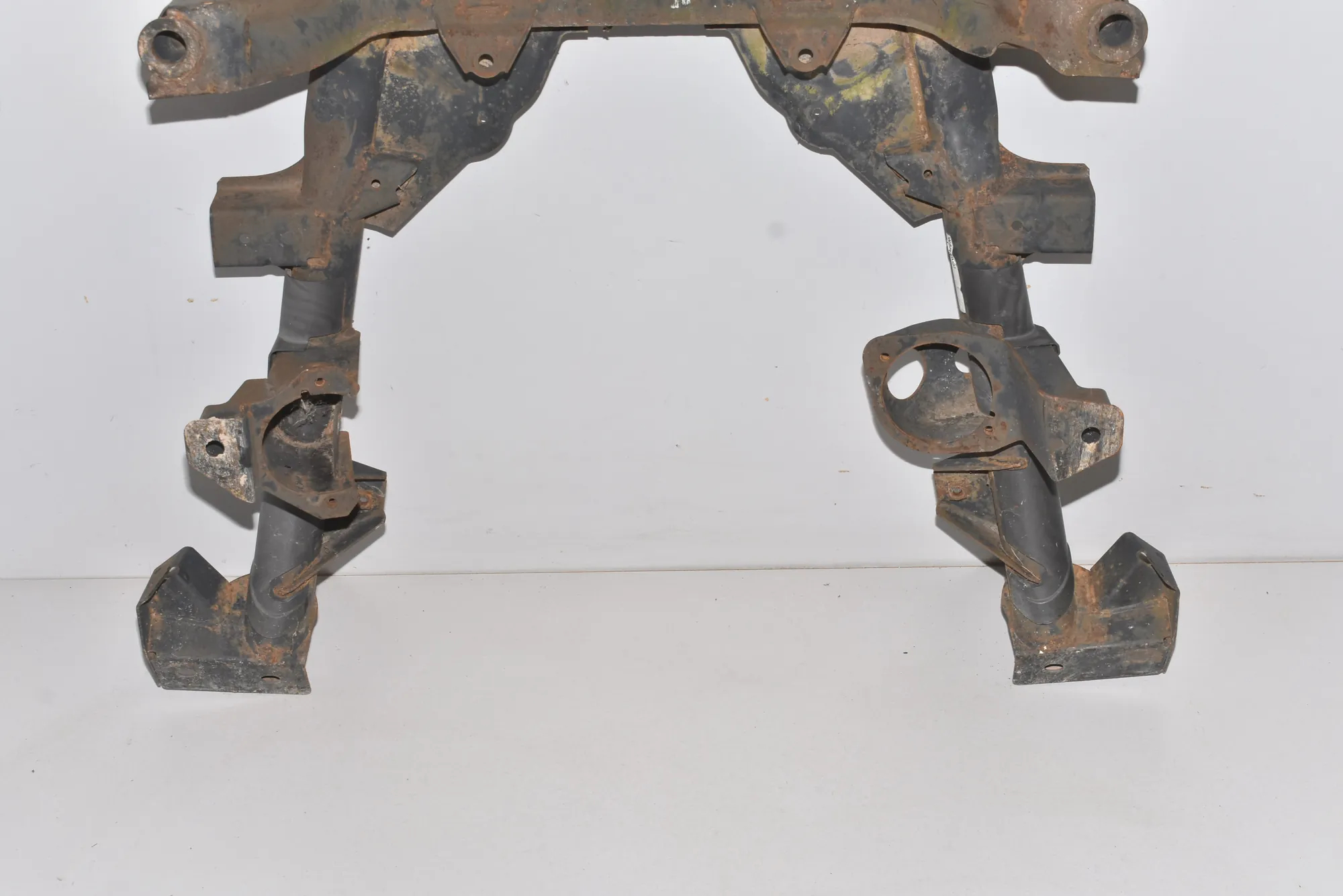 Front Subframe – OEM 31116760277 · BMW X5 (E53) BMW X5 (E53) 4.4 i 2001 – 3