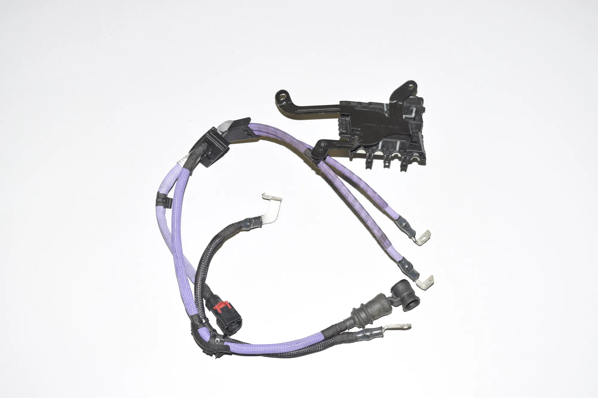 Engine Cable Harness – OEM 61128795683 · BMW 5 (G30) BMW 5 (G30) 520 d 2020 – 4