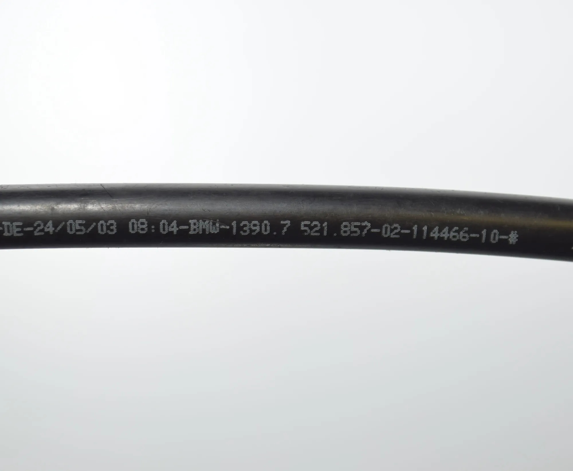 Vacuum Tube – OEM 13907521857 · BMW 5 (E60) BMW 5 (E60) 520 i 2003 – 5