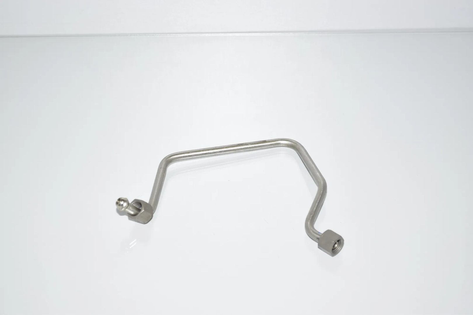 Fuel Pipe – OEM 13537585426 · BMW 3 3 (F30, F80) (2011 - 2019) 320 i (2011 - 2018, 2.0 L, 135 kW) 2012 – 4