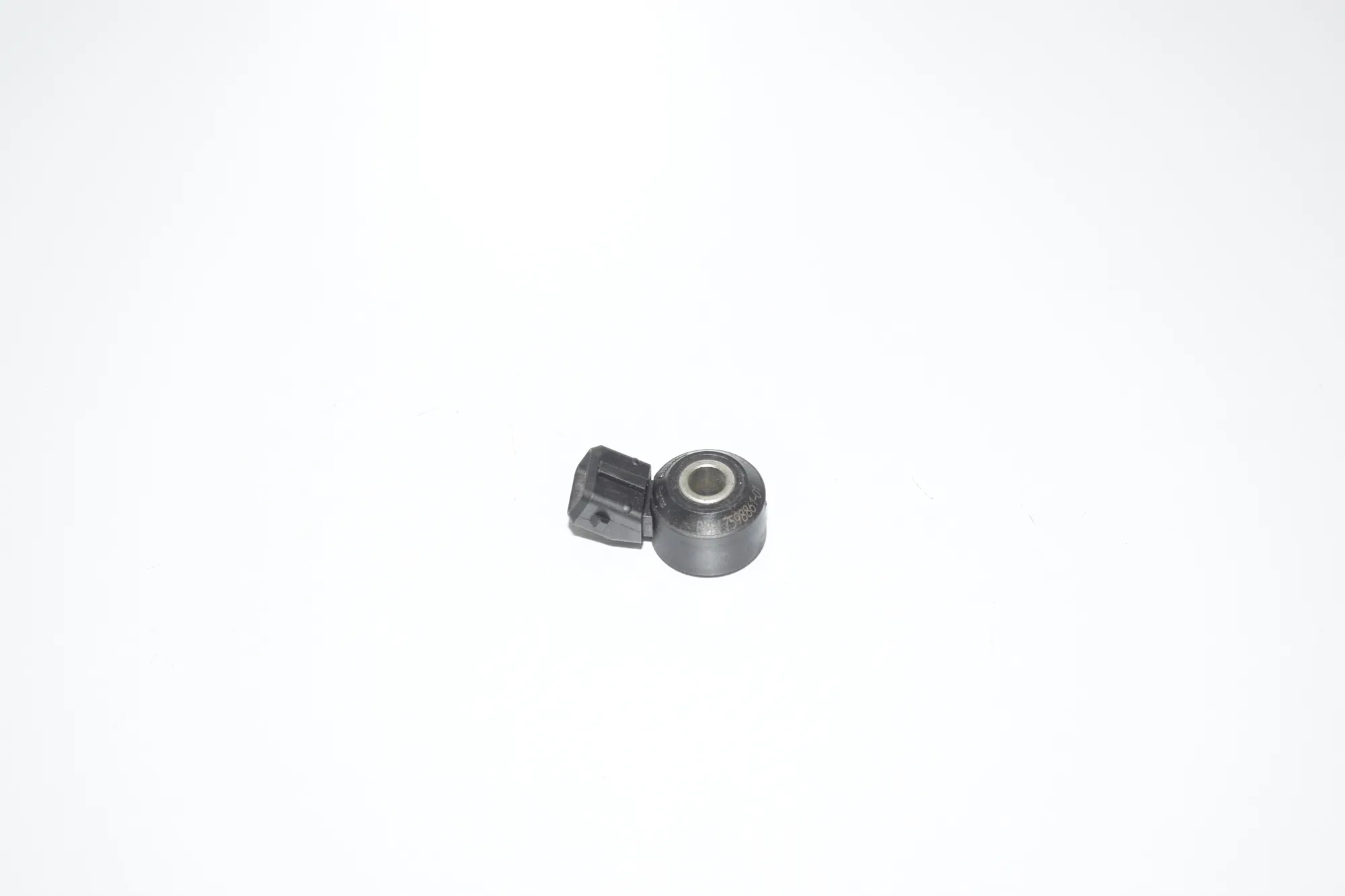 Engine Knock Sensor – OEM 7598861 · BMW 5 Gran Turismo (F07) BMW 5 Gran Turismo (F07) 550 i 2011 – 2