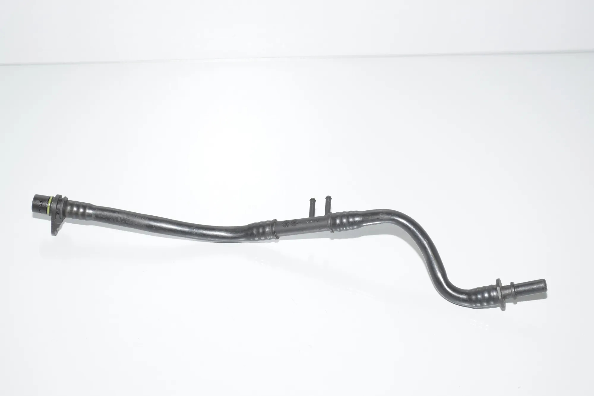 Vacuum Tube – OEM 11667800346 · BMW 7 (F01, F02) BMW 7 (F01, F02) 730 d 2009 – 4