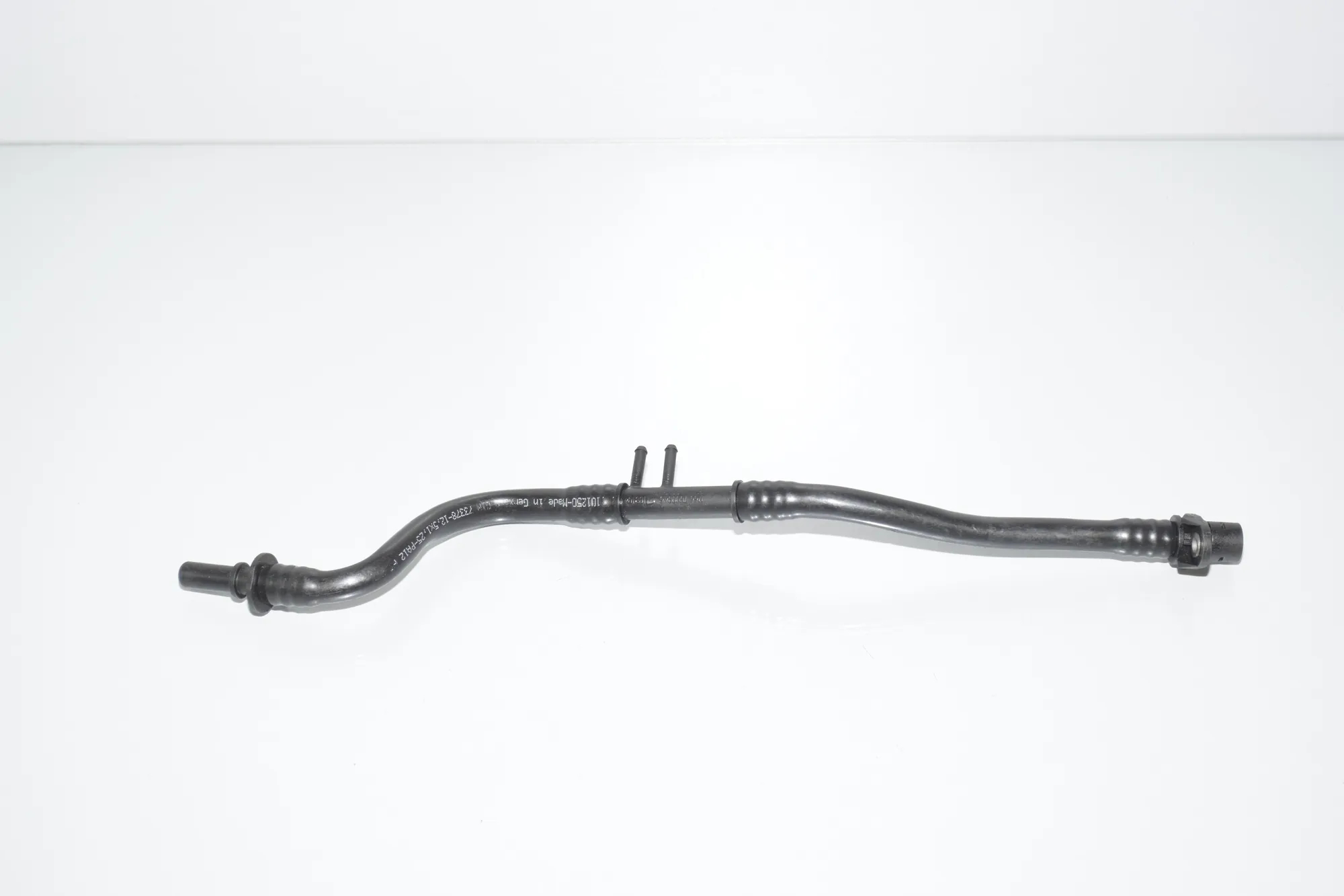 Vacuum Tube – OEM 11667800346 · BMW 7 (F01, F02) BMW 7 (F01, F02) 730 d 2009 – 3