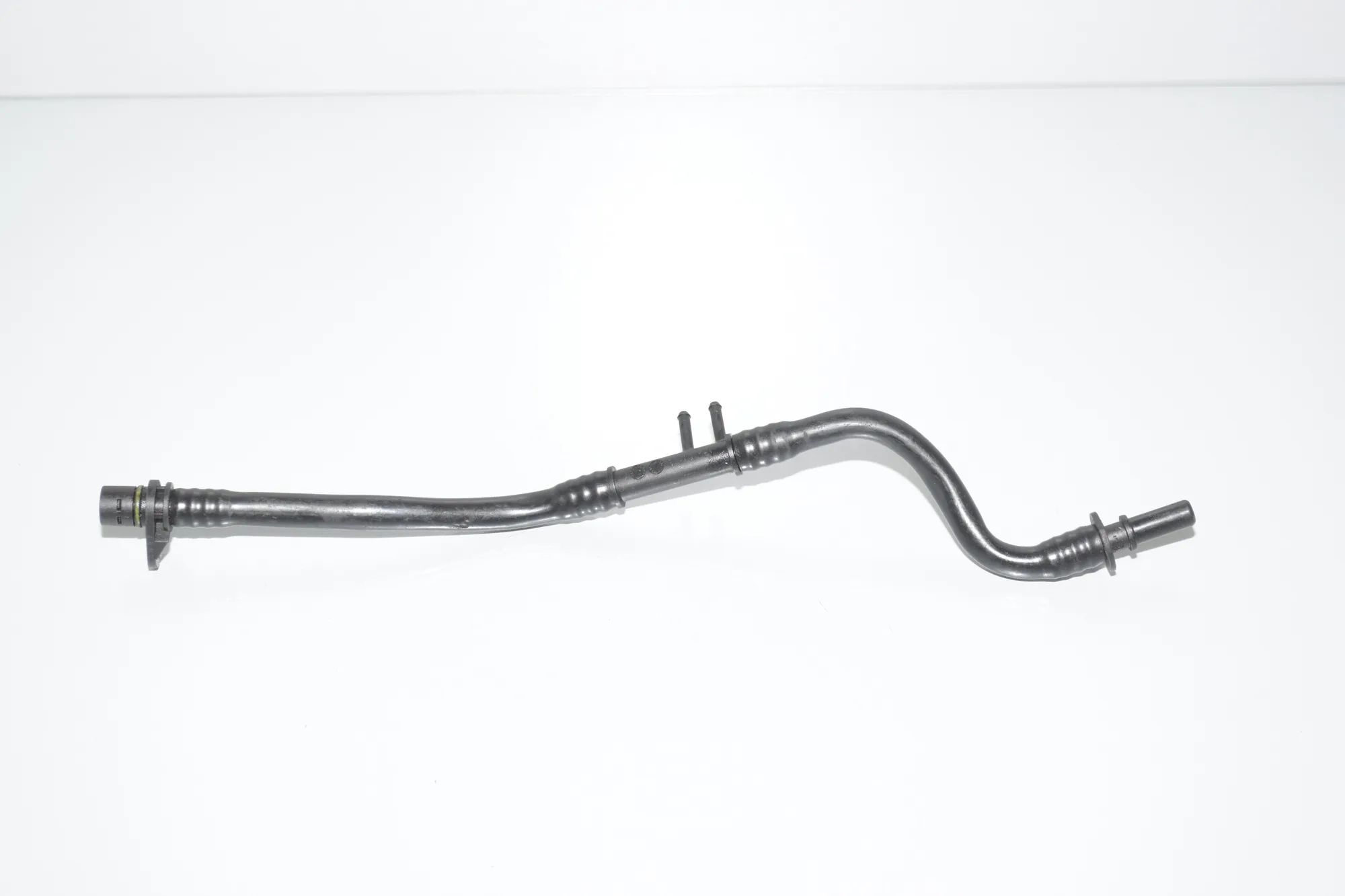 Vacuum Tube – OEM 11667800346 · BMW 7 (F01, F02) BMW 7 (F01, F02) 730 d 2009
