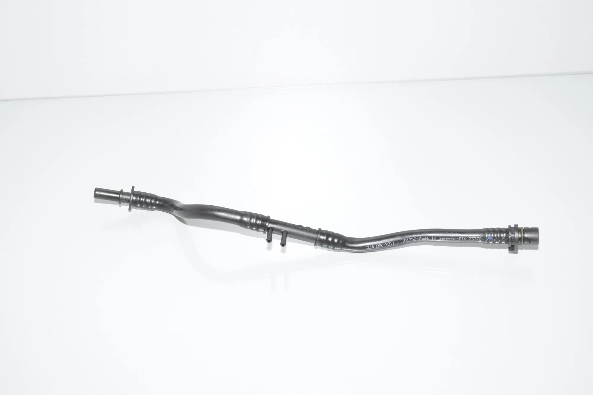 Vacuum Tube – OEM 11667800346 · BMW 7 (F01, F02) BMW 7 (F01, F02) 730 d 2009 – 4
