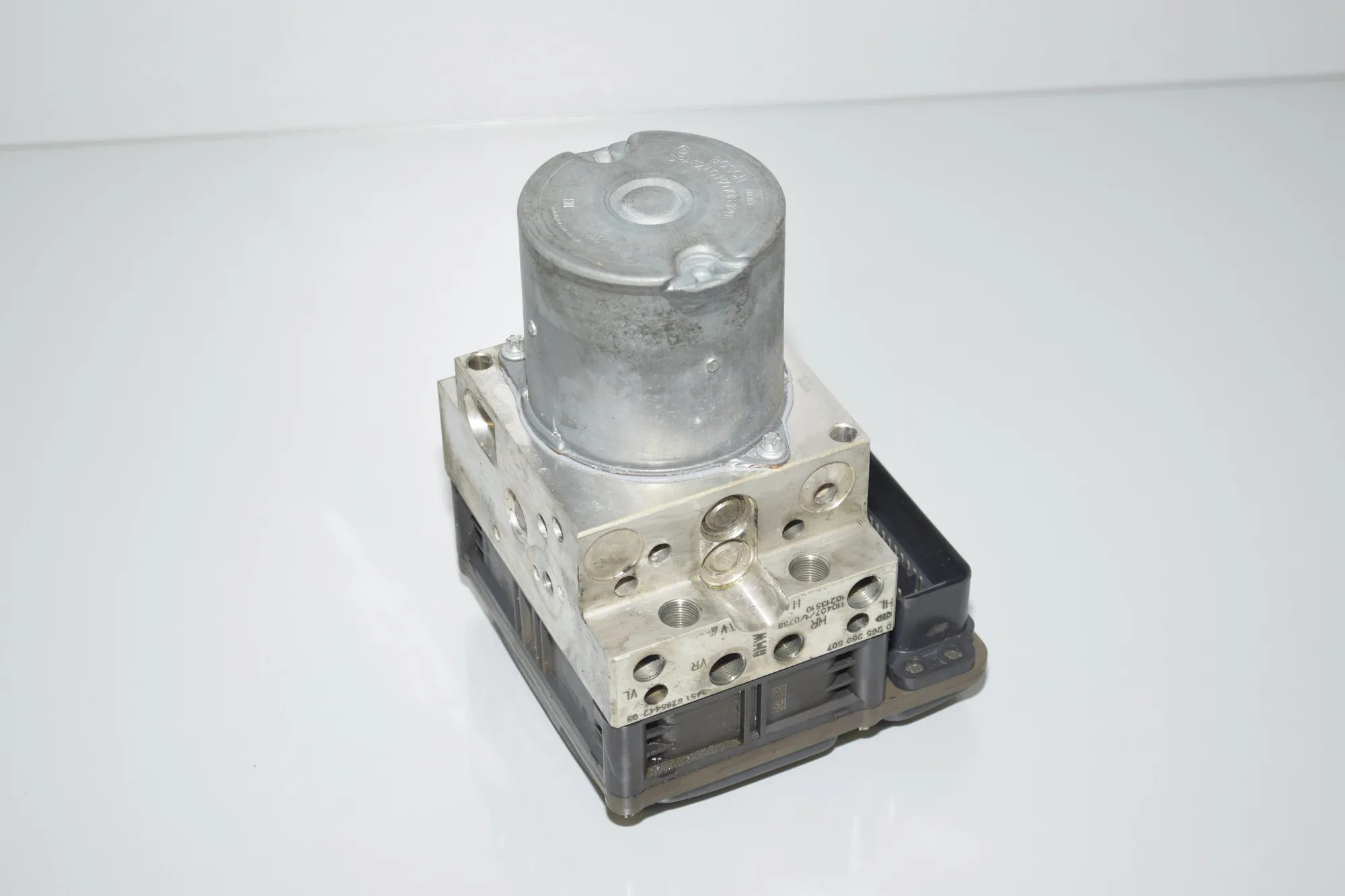 ABS Pump – OEM 0265250507 · BMW 5 (F10) 525 d 2011 – 3