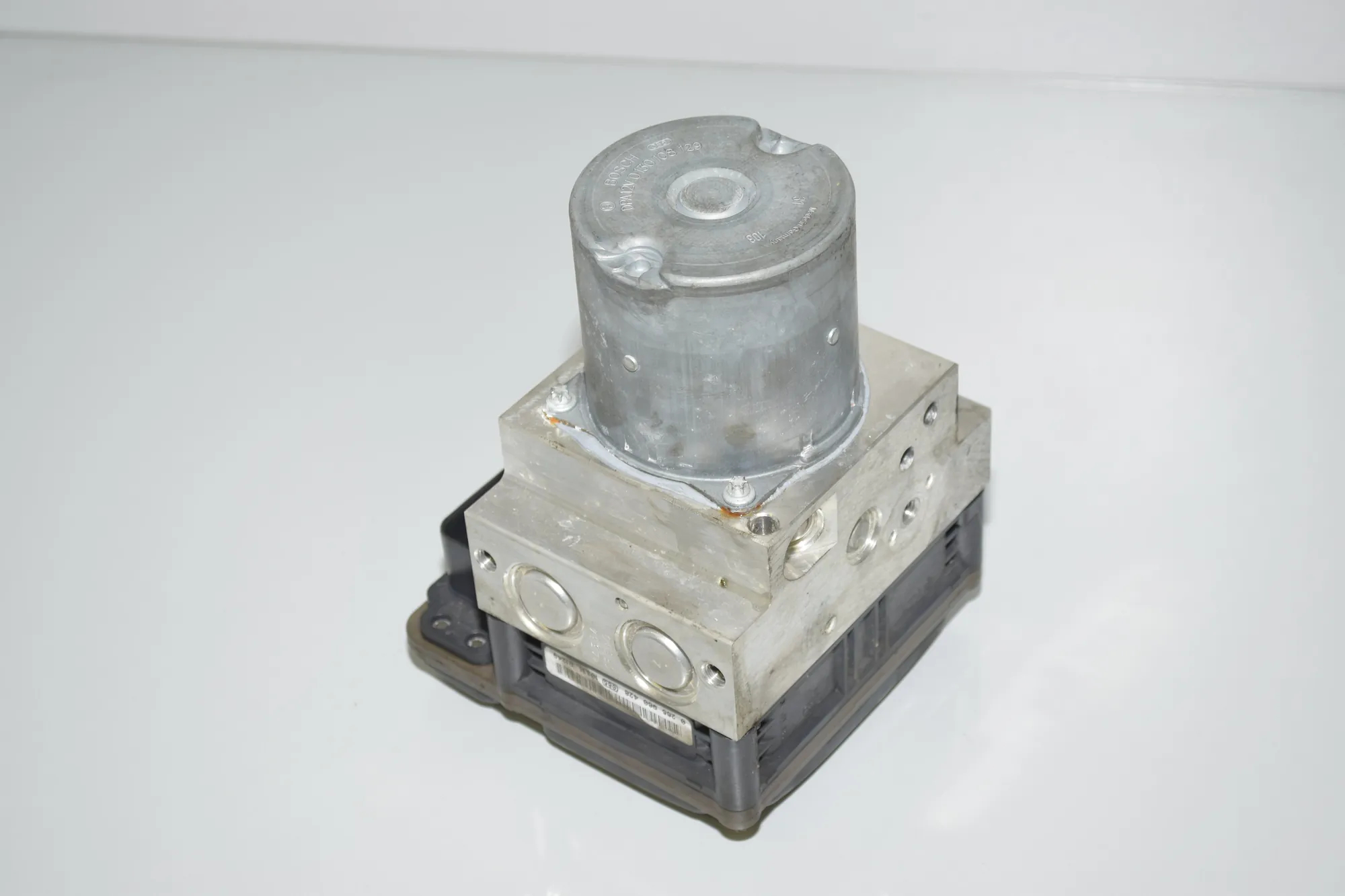 ABS Pump – OEM 0265250507 · BMW 5 (F10) 525 d 2011 – 4