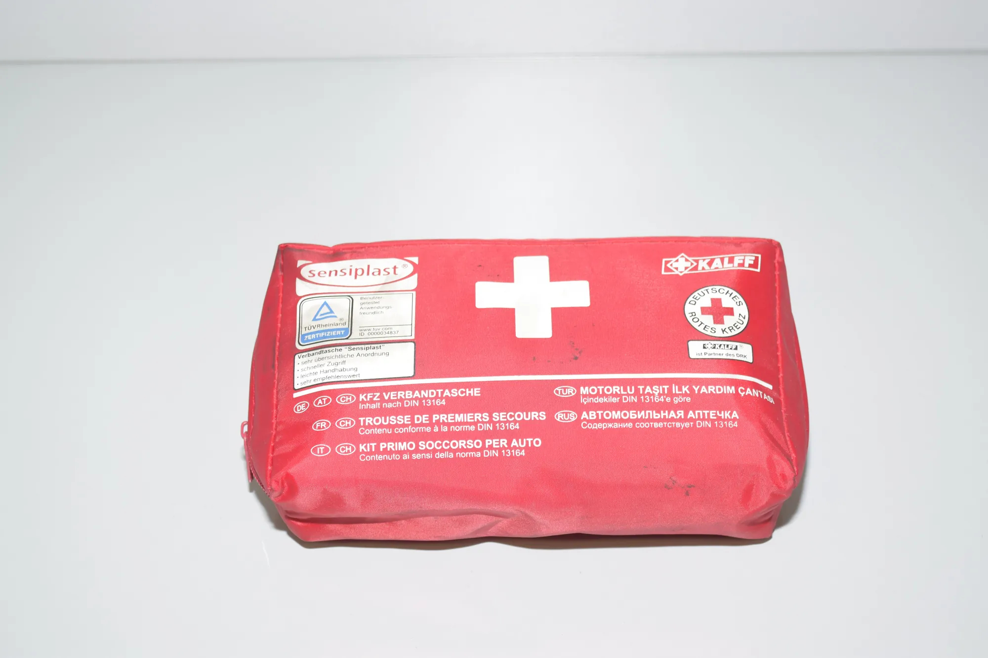 First Aid Kit · BMW 5 (F10) 525 d 2011