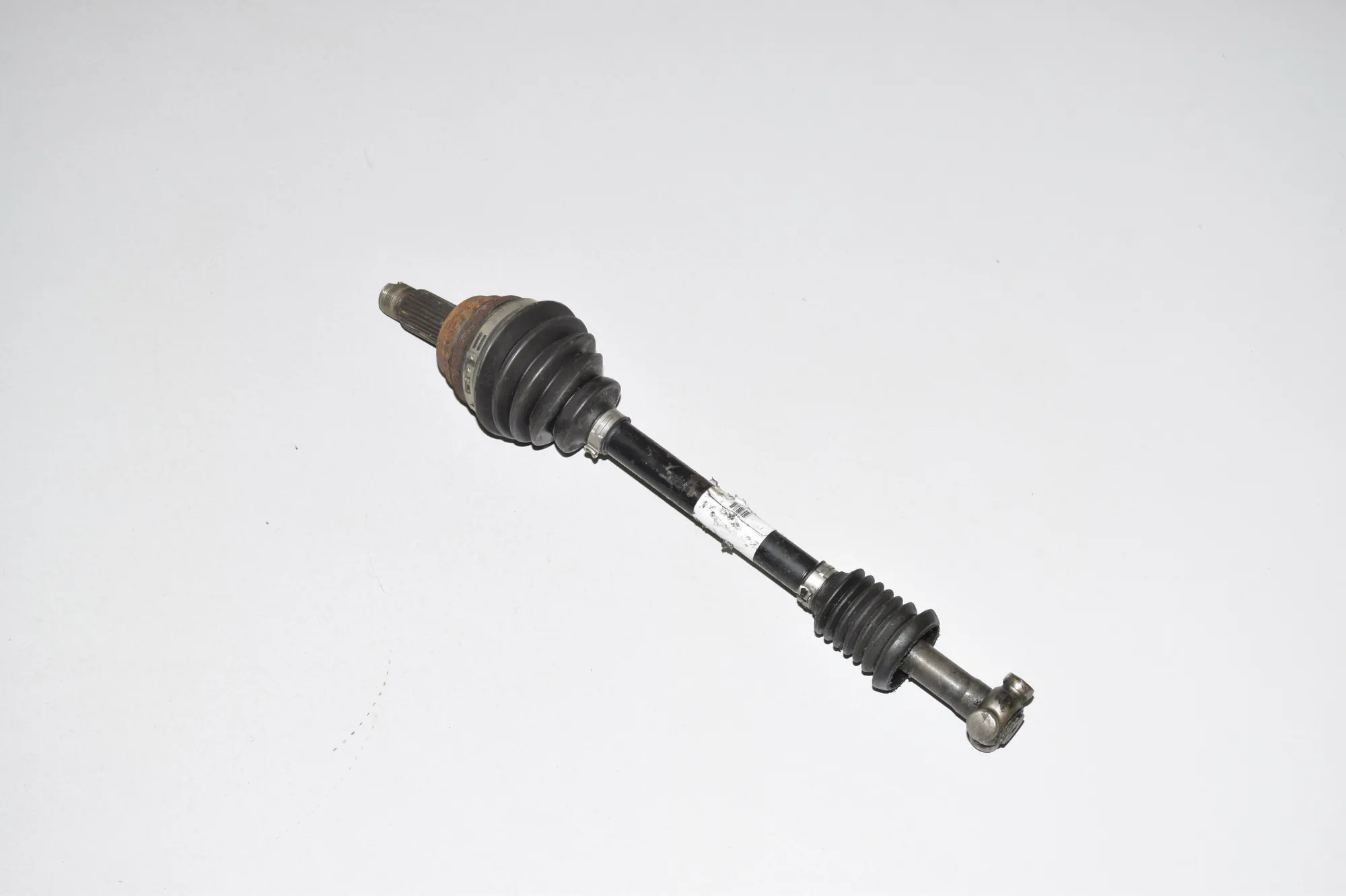 Front Right Driveshaft – OEM 31607618680 · BMW 5 Touring (F11) 530 d xDrive 2014 – 4
