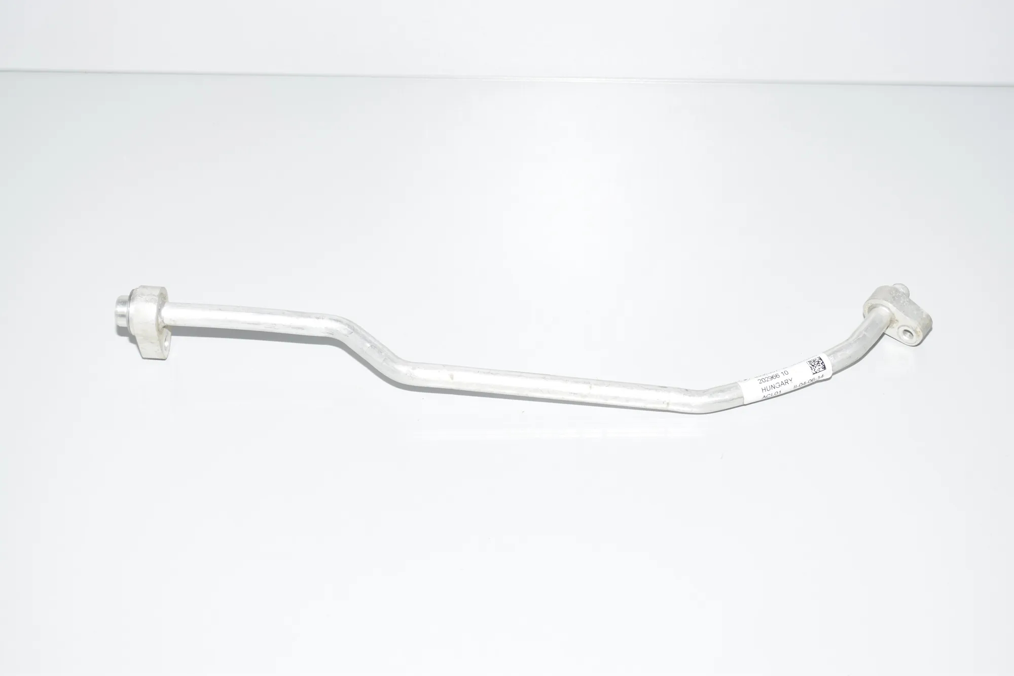 A/C Air Con Hose Pipe – OEM 64509331557 · BMW i3 (I01) BMW i3 (I01) Electric 2015 – 4