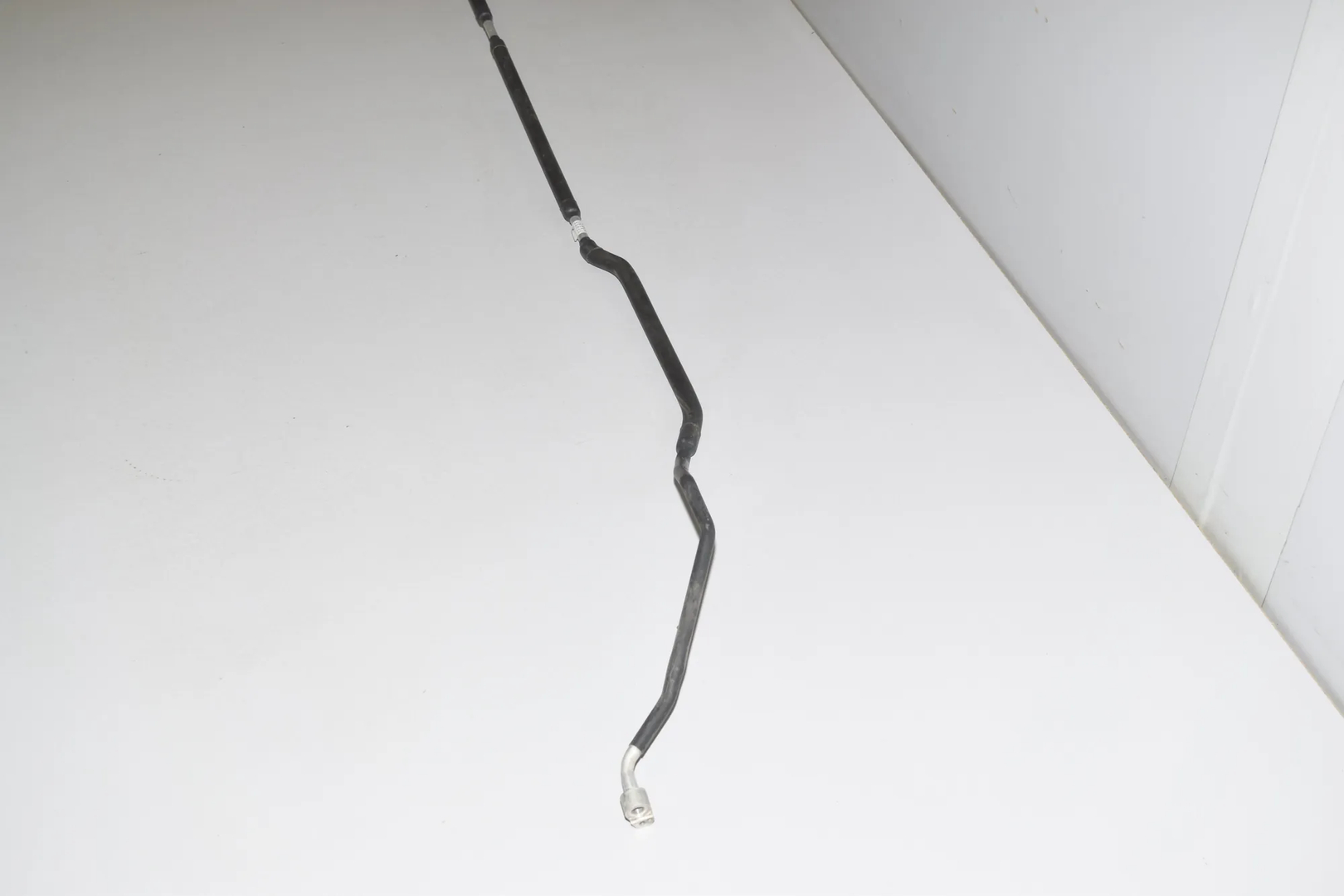 A/C Air Con Hose Pipe – OEM 64509296786 · BMW I3 i3 (I01) (2013 - 2021) Electric (2013 -, 75 kW) 2015 – 4