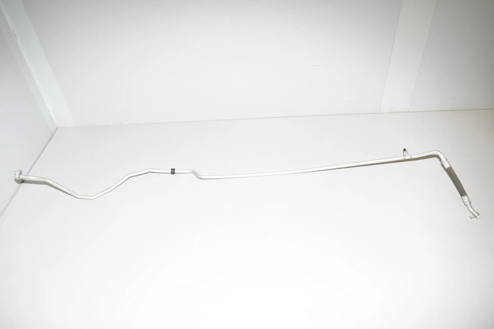 A/C Air Con Hose Pipe – OEM 64509291152 · BMW I3 i3 (I01) (2013 - 2021) Electric (2013 -, 75 kW) 2013 – 4