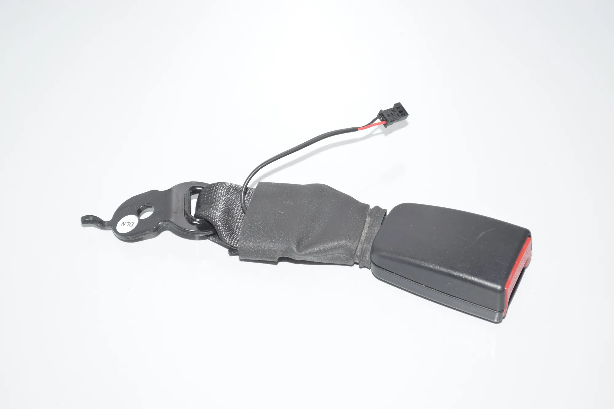 Rear Middle Seat Buckle – OEM 7243275 · BMW 5 (F10) 525 d 2011 – 3
