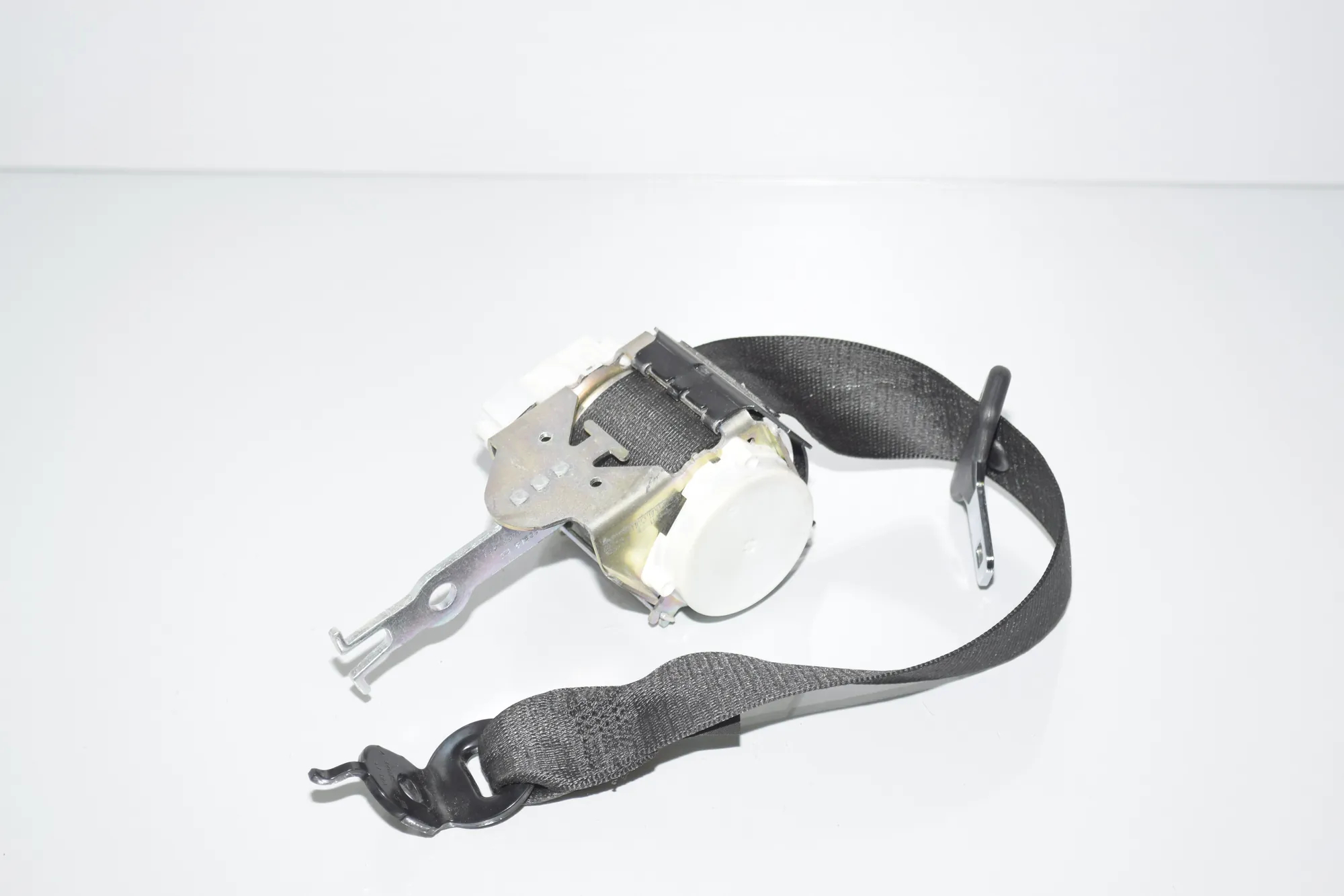 Rear Right Seatbelt – OEM 9163237 · BMW 5 (F10) 525 d 2011 – 3