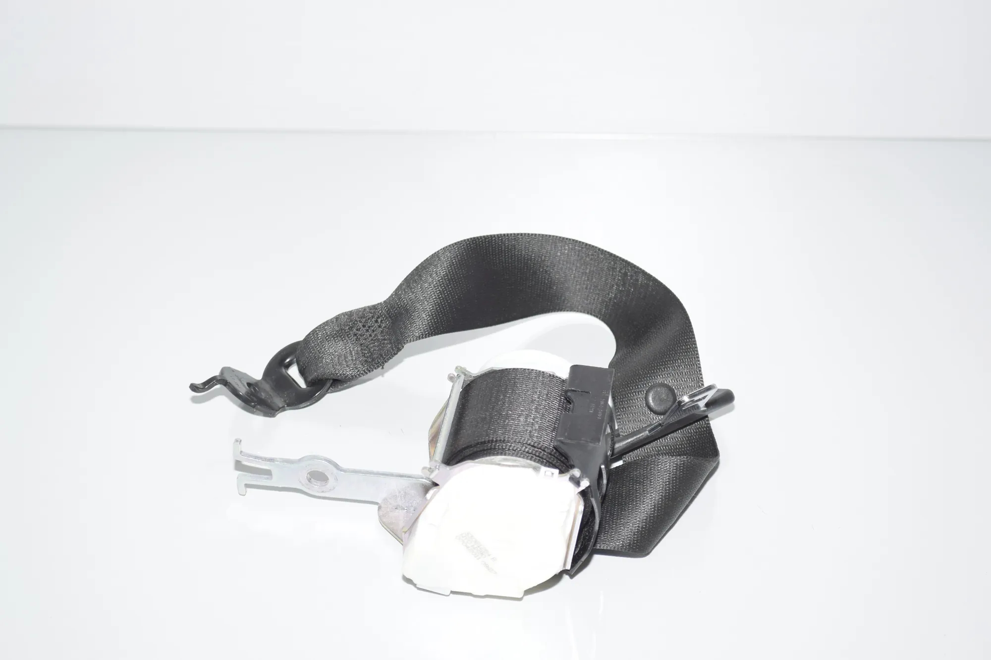 Rear Right Seatbelt – OEM 9163237 · BMW 5 (F10) 525 d 2011 – 4