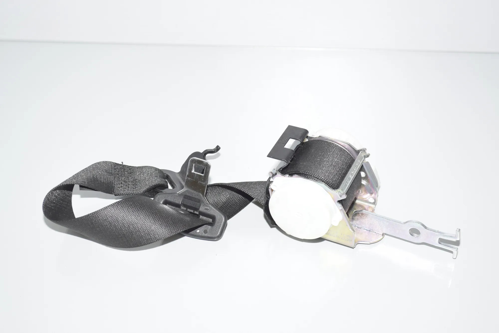 Rear Right Seatbelt – OEM 9163237 · BMW 5 (F10) 525 d 2011