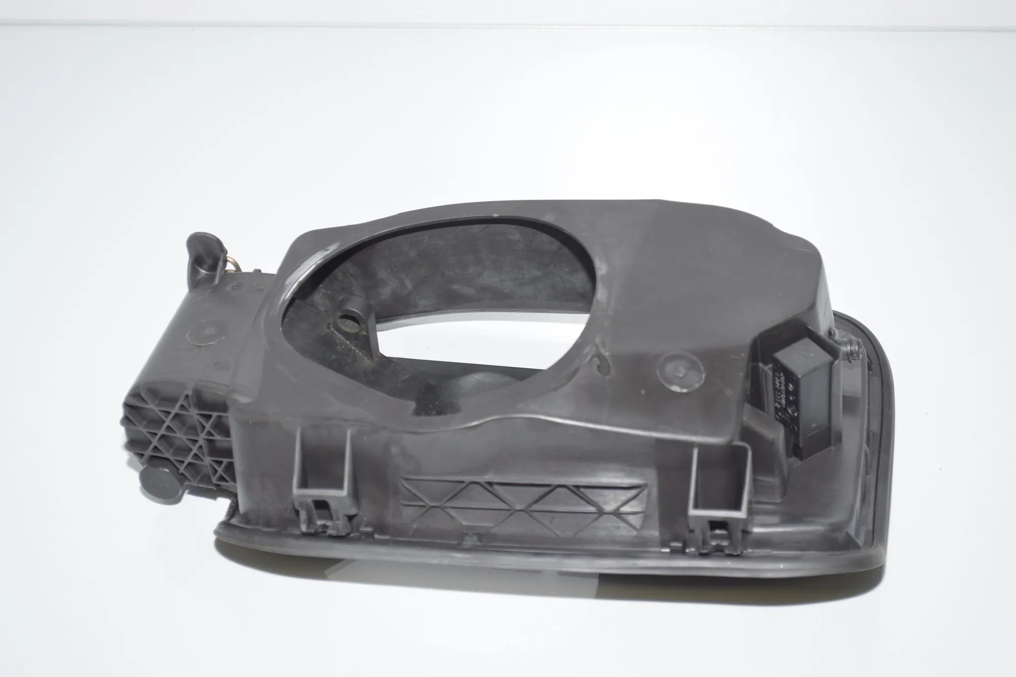 Fuel Tank Flap Cap – OEM 7218336 · BMW 5 (F10) 525 d 2011 – 5